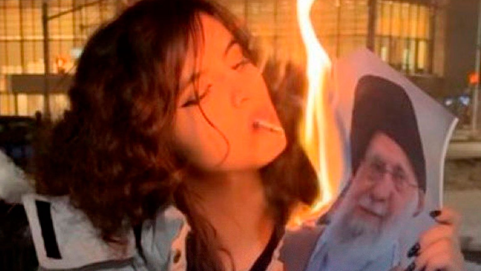 El polvorín iraní a punto de estallar: las protestas masivas ya llegan a Teherán con gritos de ¡muerte a Jamenei!