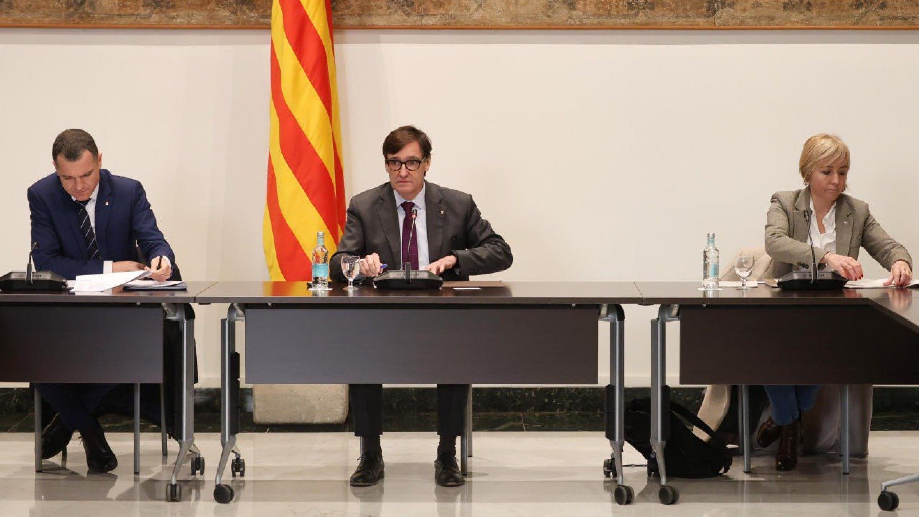 Illa crea un chiringuito sobre el jabalí y el PP se mofa: Falta un mediador para dialogar con ellos