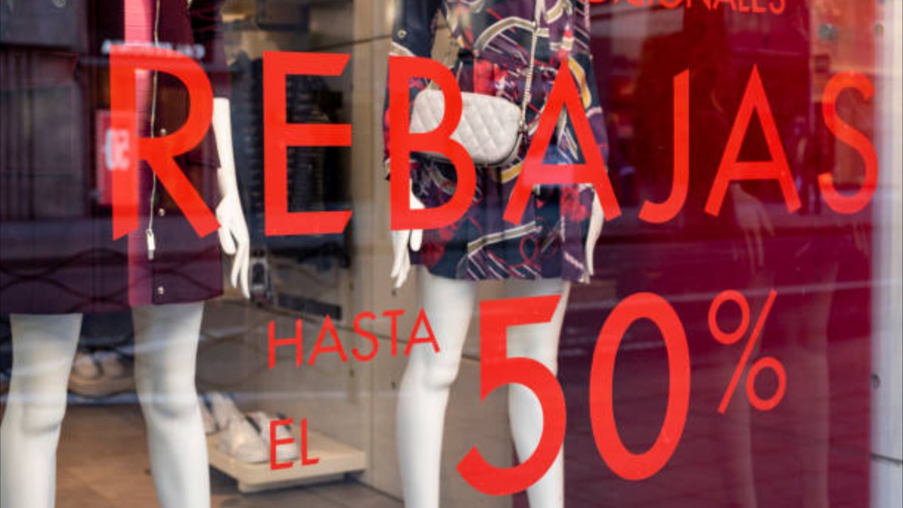 El aviso de la OCU por estas estafas en rebajas: las 15 trampas más frecuentes y cómo evitar que te timen