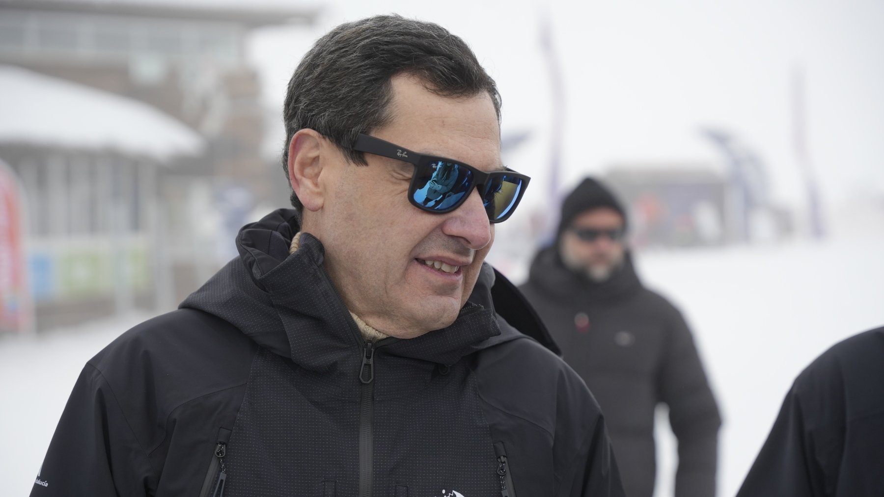 Moreno acusa a Sánchez de plegarse a ERC y coser un traje a medida a un independentista inhabilitado