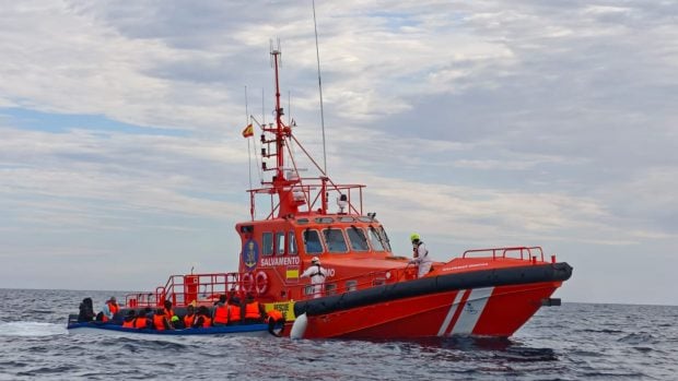 red criminal inmigrantes