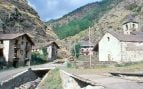 El diminuto pueblo maldito de los Pirineos rodeado de barrancos y misterios propios del ‘true crime’