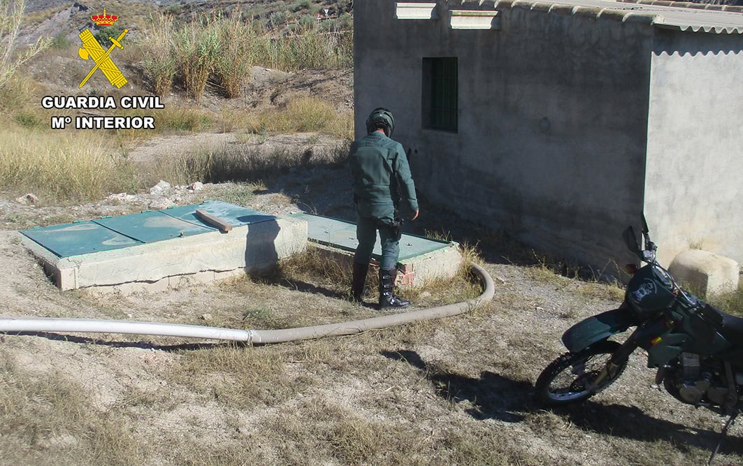 Utilizaban un pozo clandestino de una empresa de Puerto Lumbreras.