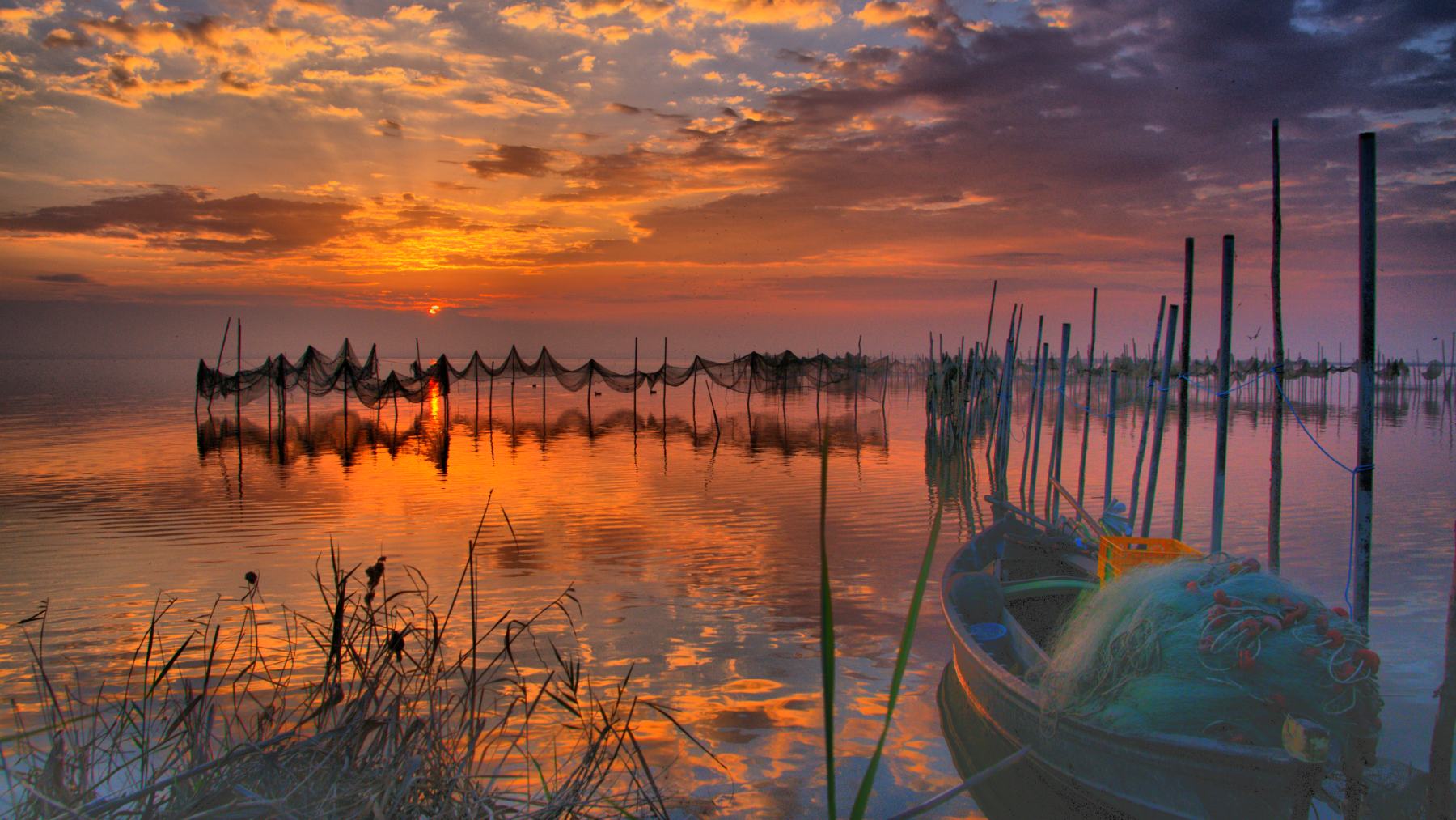 Baca de pesca en la Albufera valenciana.