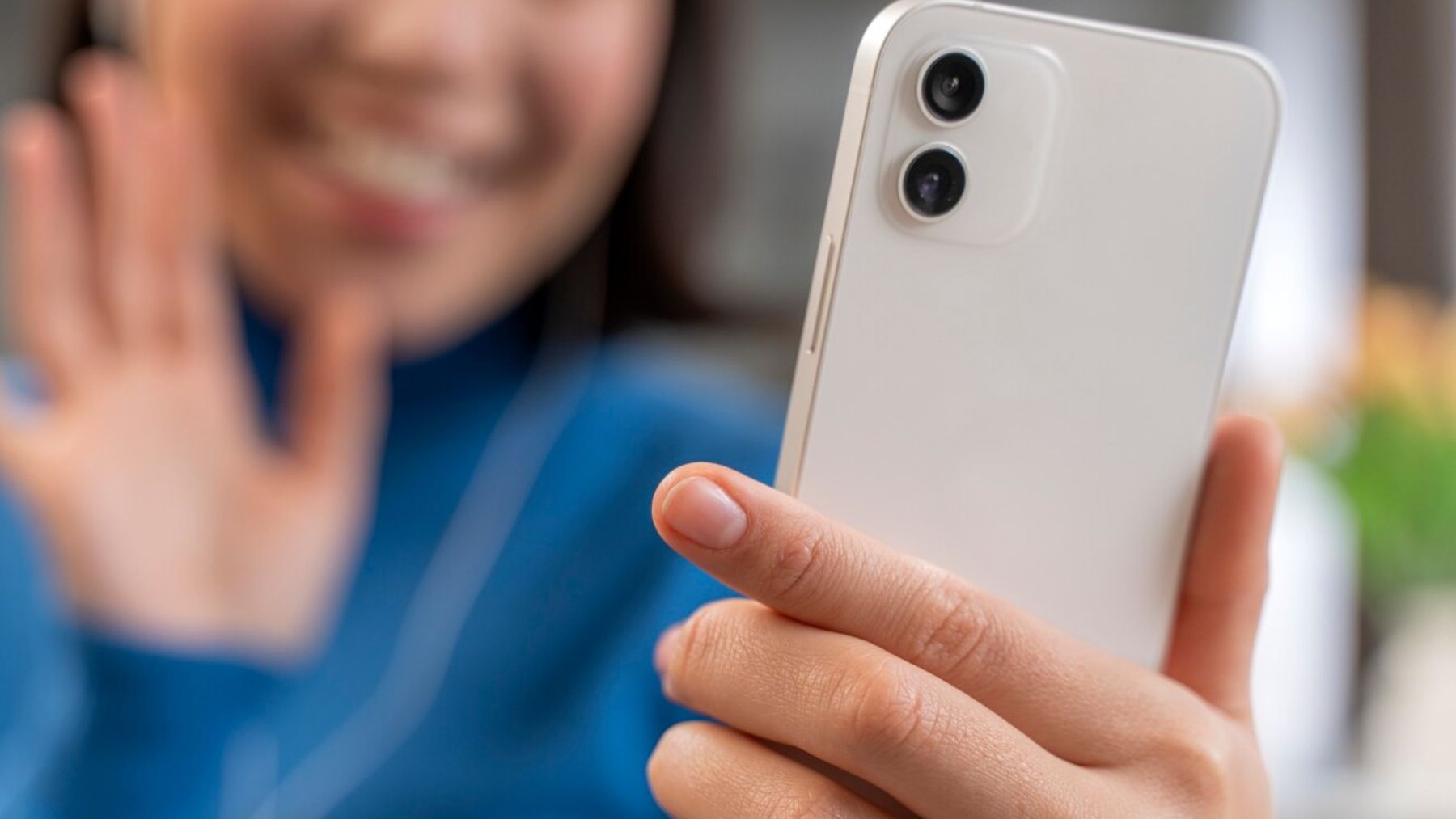 Llevas años con tu móvil sin saber que puedes ejecutar acciones sin tocar la pantalla: hay un botón oculto detrás