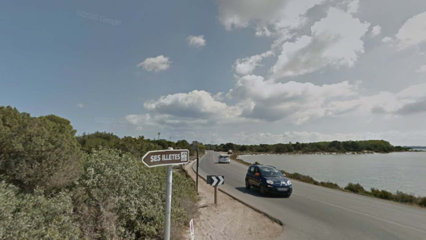 Formentera votará si prohíbe la entrada y la circulación de los coches más contaminantes