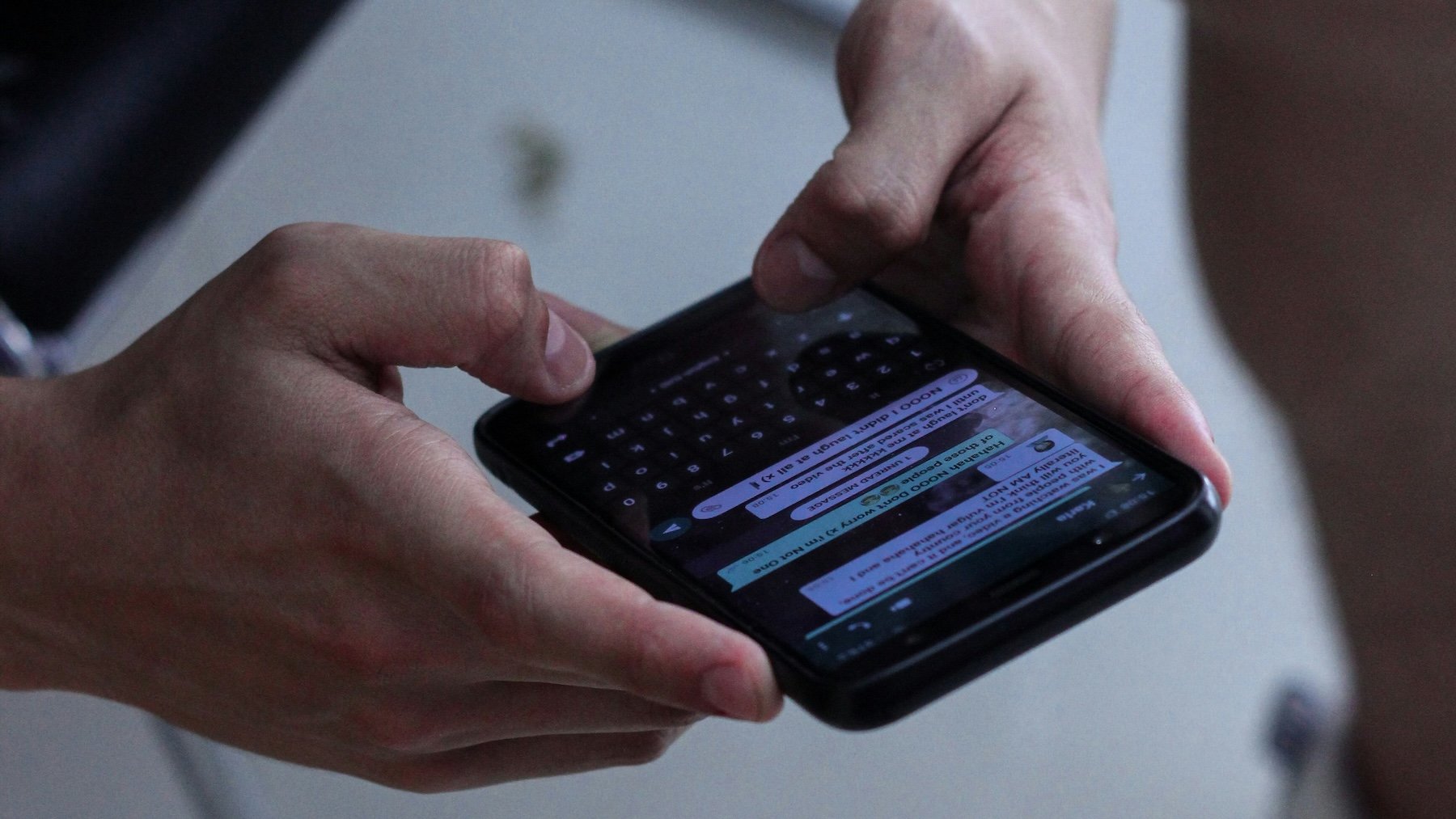 WhatsApp copia a Instagram y ya te deja hacer preguntas en los estados para interactuar con tus contactos