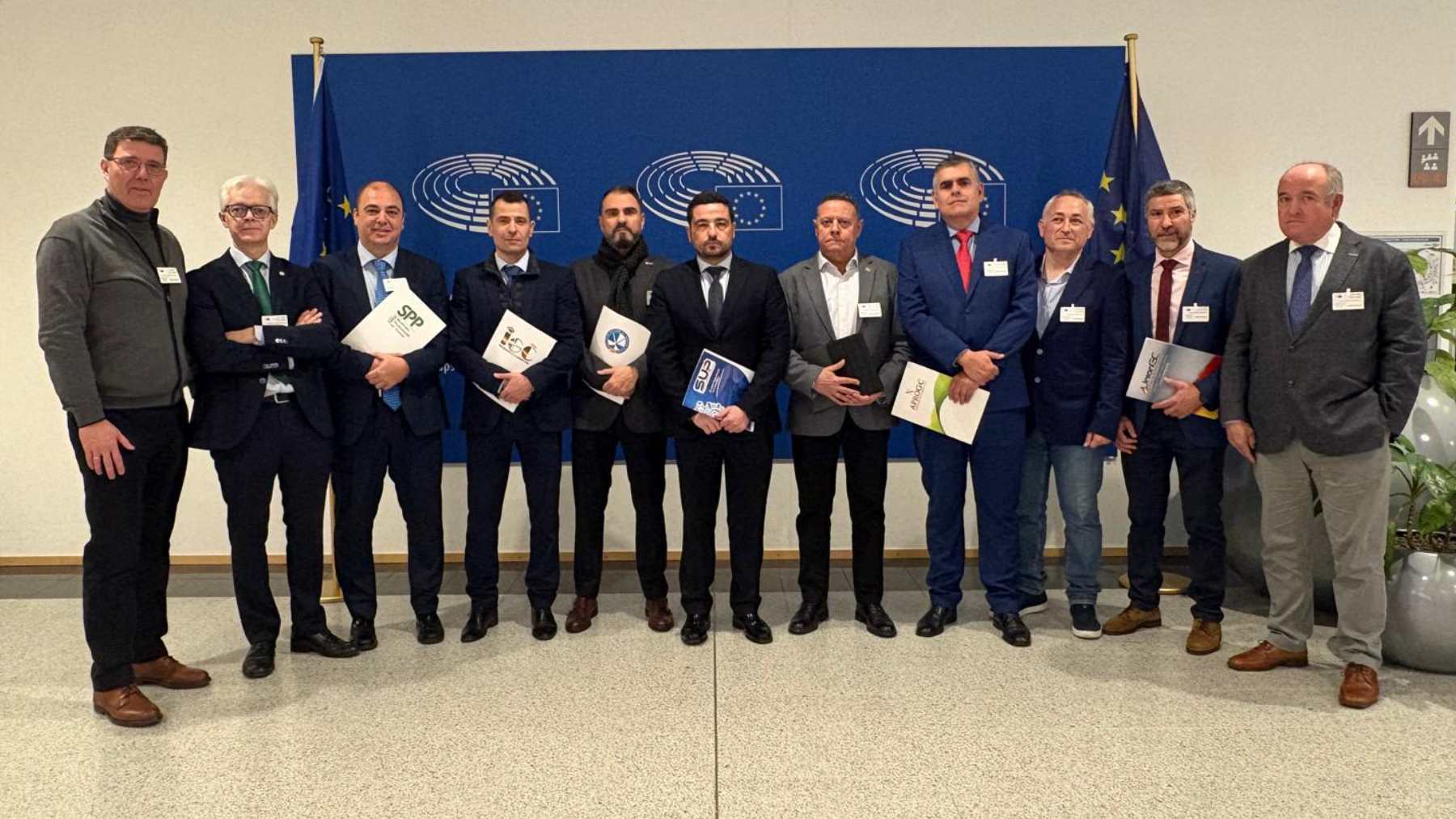 Policías y guardias civiles, en Bruselas.