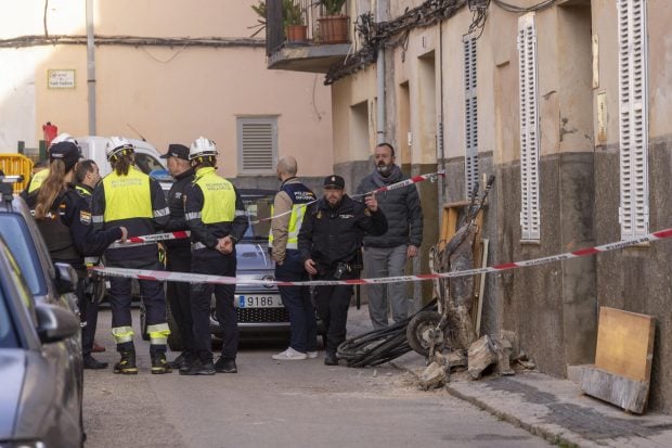 tejado techo casa vivienda Manacor joven muerto