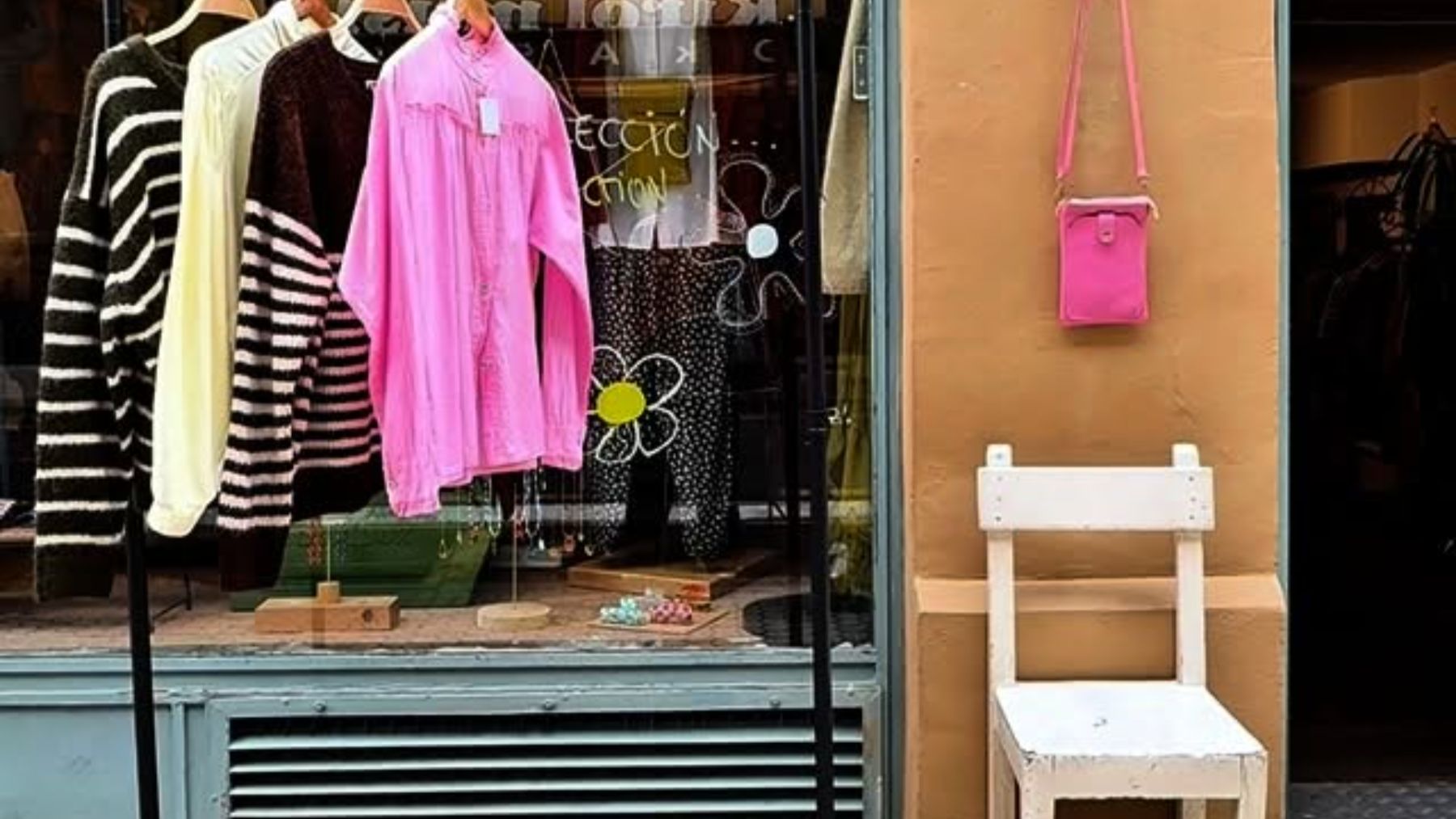 Adiós a la mítica tienda de San Sebastián de moda vintage a pie de calle: No es el final...