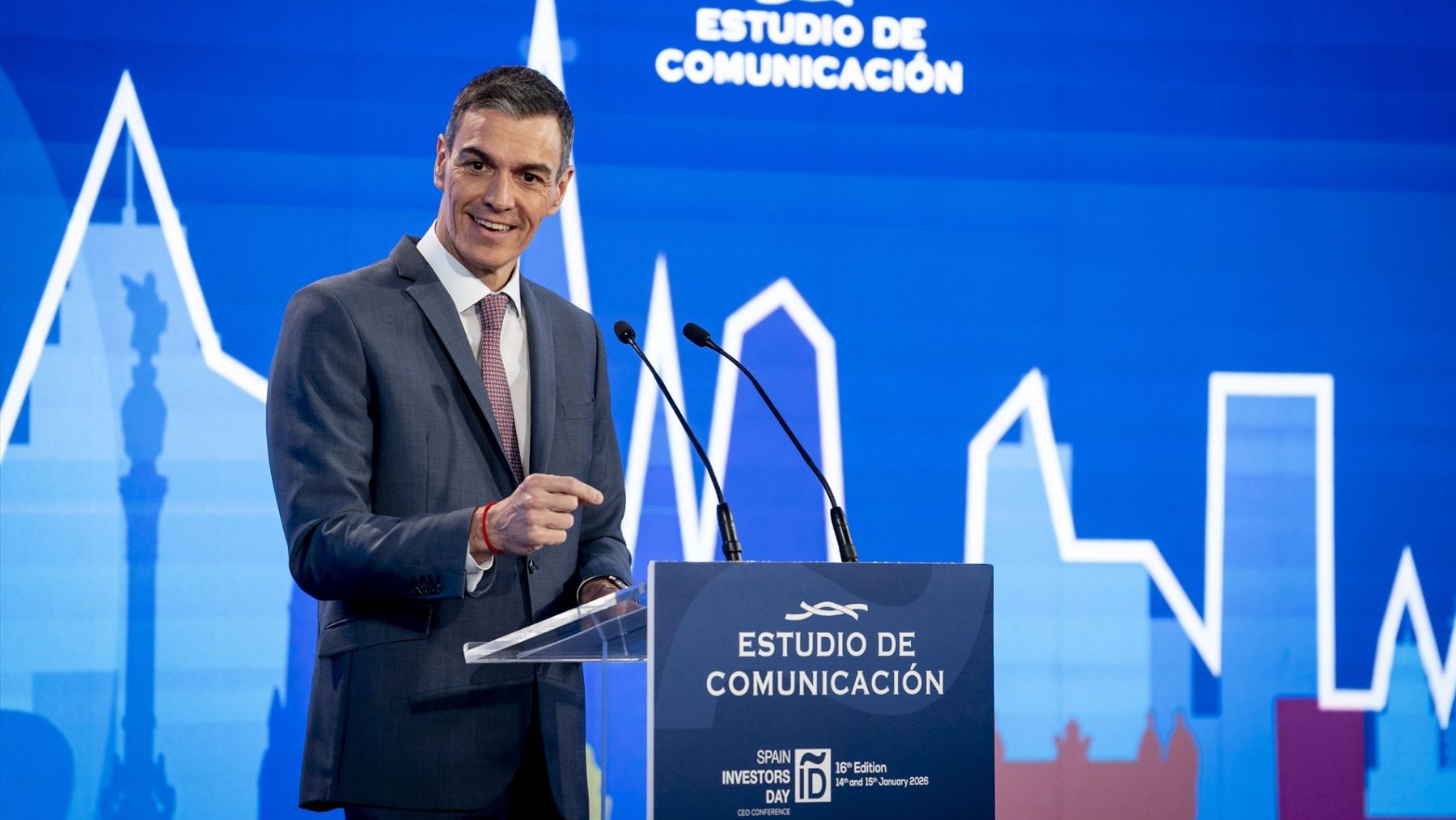 Sánchez anuncia un fondo soberano de 120.000 millones para asaltar más empresas privadas