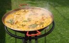 Cómo hacer la verdadera paella valenciana, trucos para hacer paella valenciana, ingredientes de la paella valenciana, cómo hacer el socarrat de la paella, qué es el socarrat, paella valenciana, ingredientes de la paella, trucos para hacer paella, consejos de maestro paellero, consejos de Vicente Rioja para hacer paella.