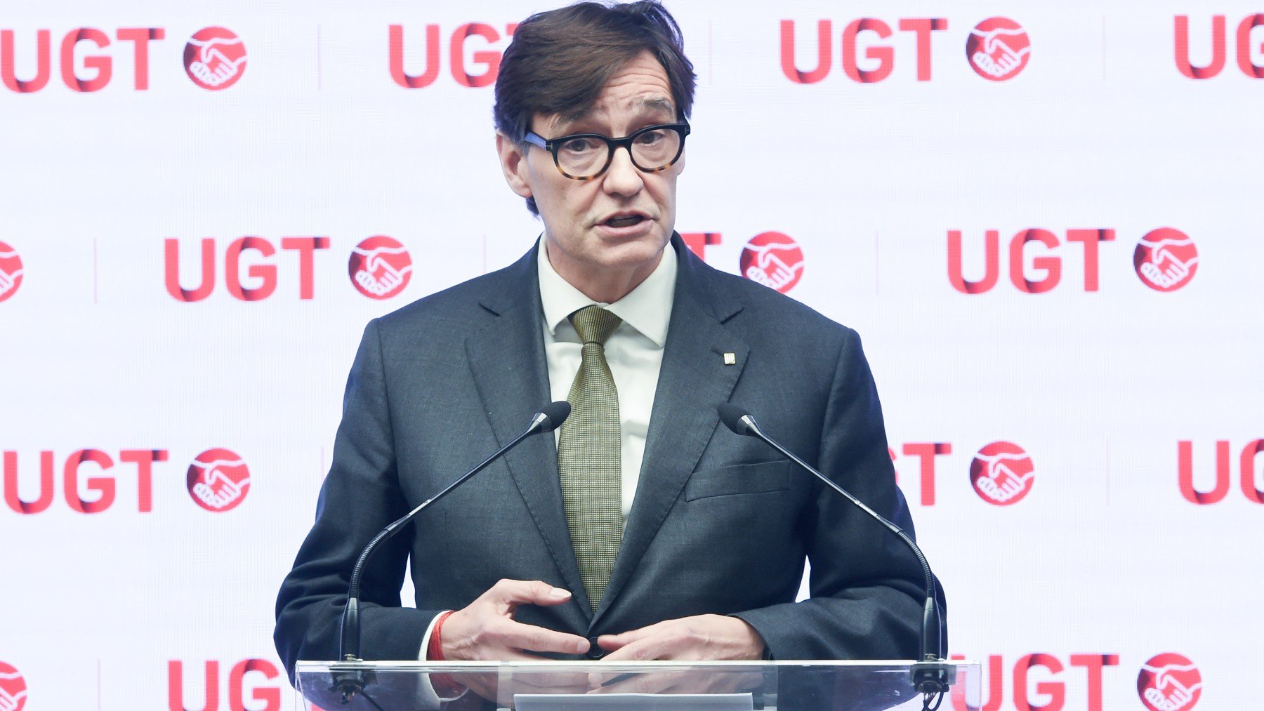 Los médicos descartan que Salvador Illa sufra patologías graves cardiovasculares o tumorales