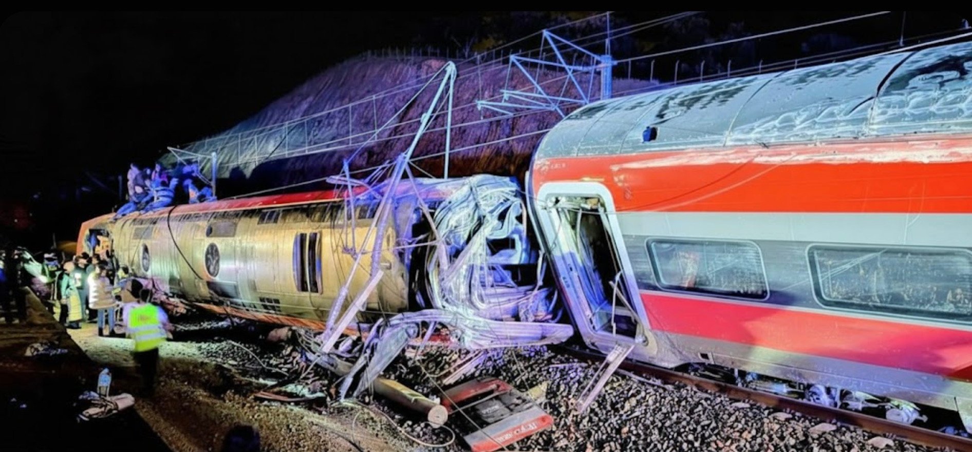 Todos los trenes afectados tras el descarrilamiento en Córdoba