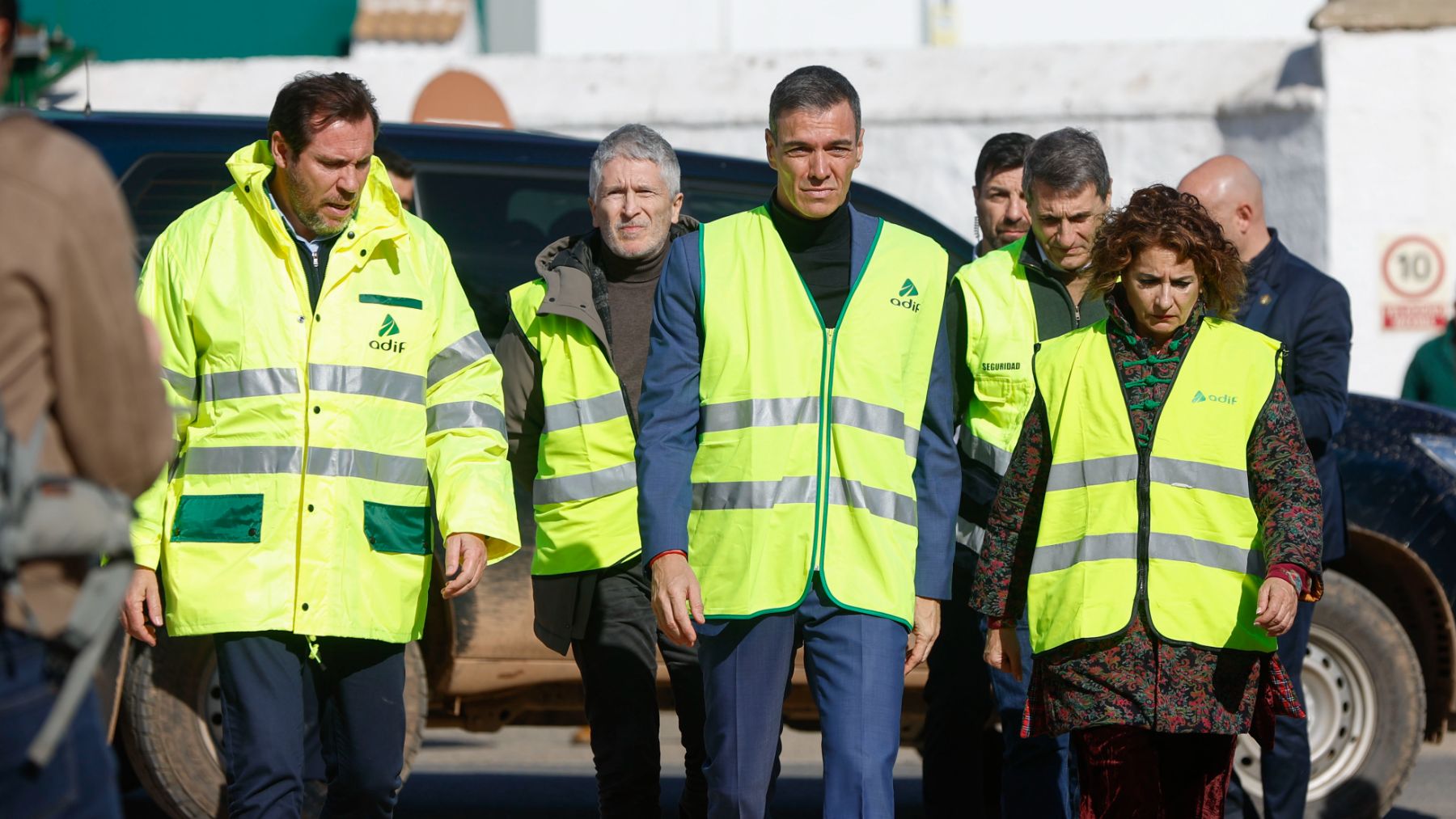 Sánchez comparece sin aceptar preguntas y arremete contra los bulos tras la tragedia de Adamuz