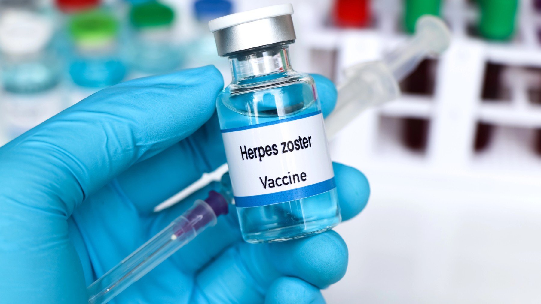 Más allá de prevenir el herpes zóster: la vacuna también frena el envejecimiento en mayores