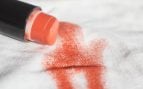 Truco para no manchar la ropa de maquillaje