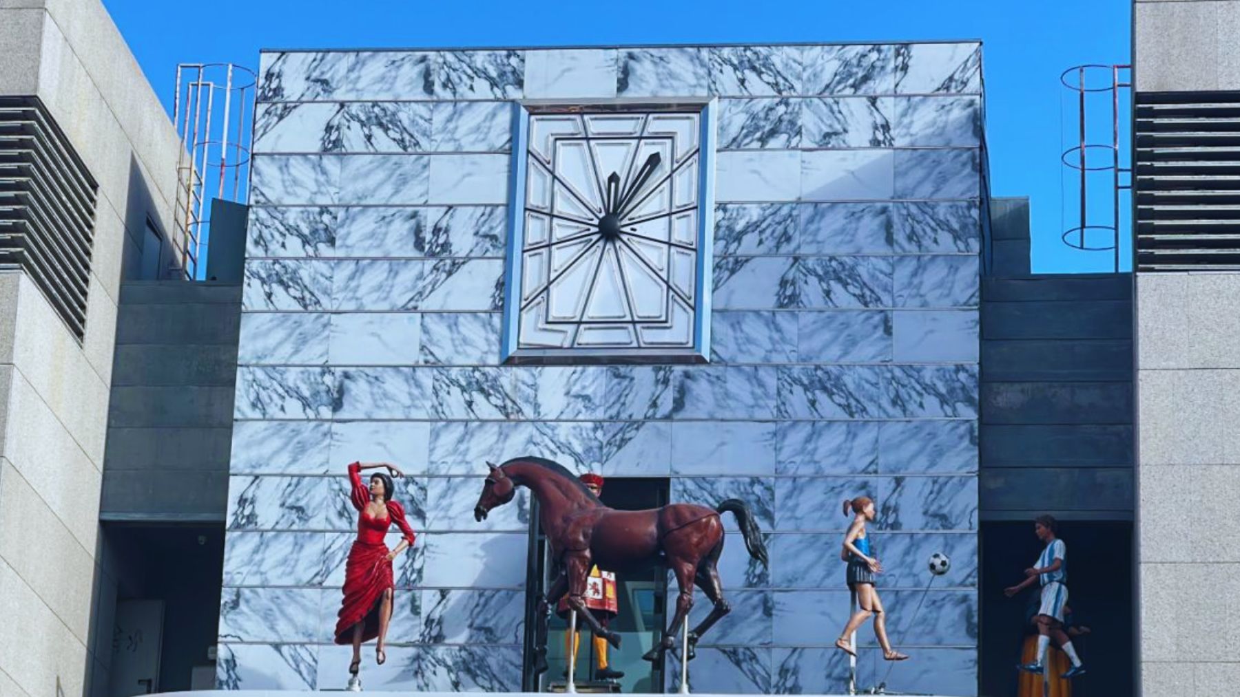 Parece Praga, pero el mayor carrillón de España está a 20 minutos de Madrid y vuelve a funcionar después de 10 años