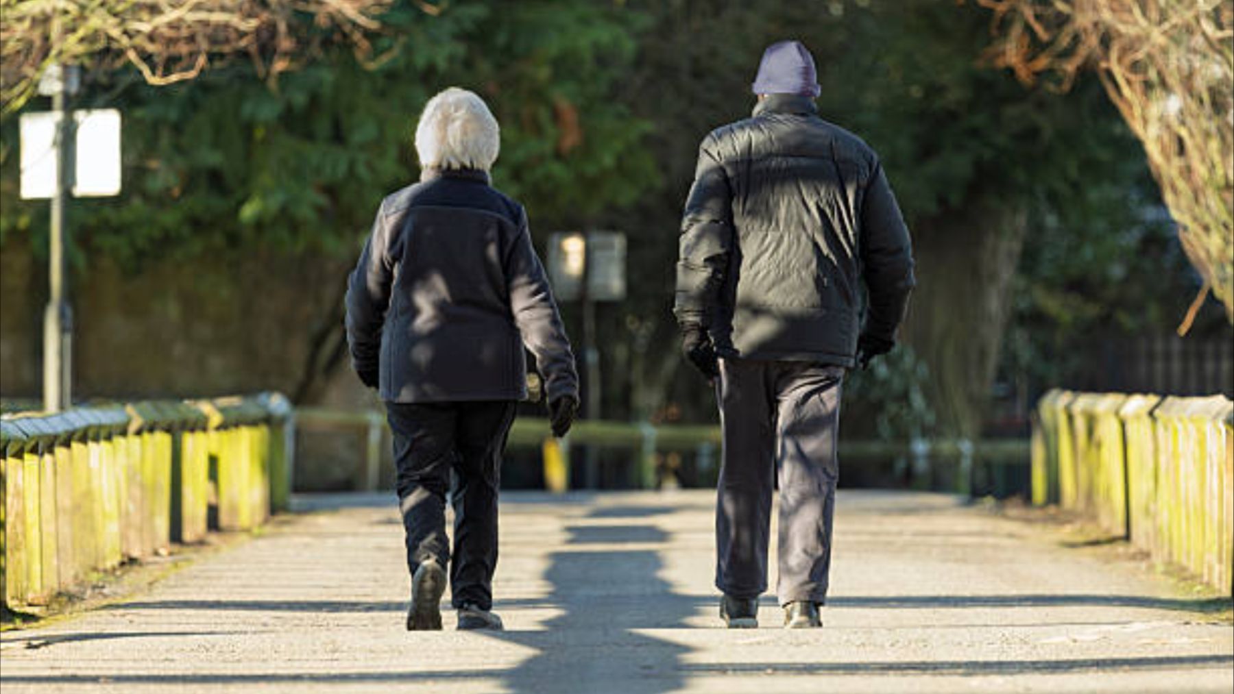 Giro de 180º para estos jubilados de Madrid: la ayuda de 525 € que pueden recibir a partir de este día