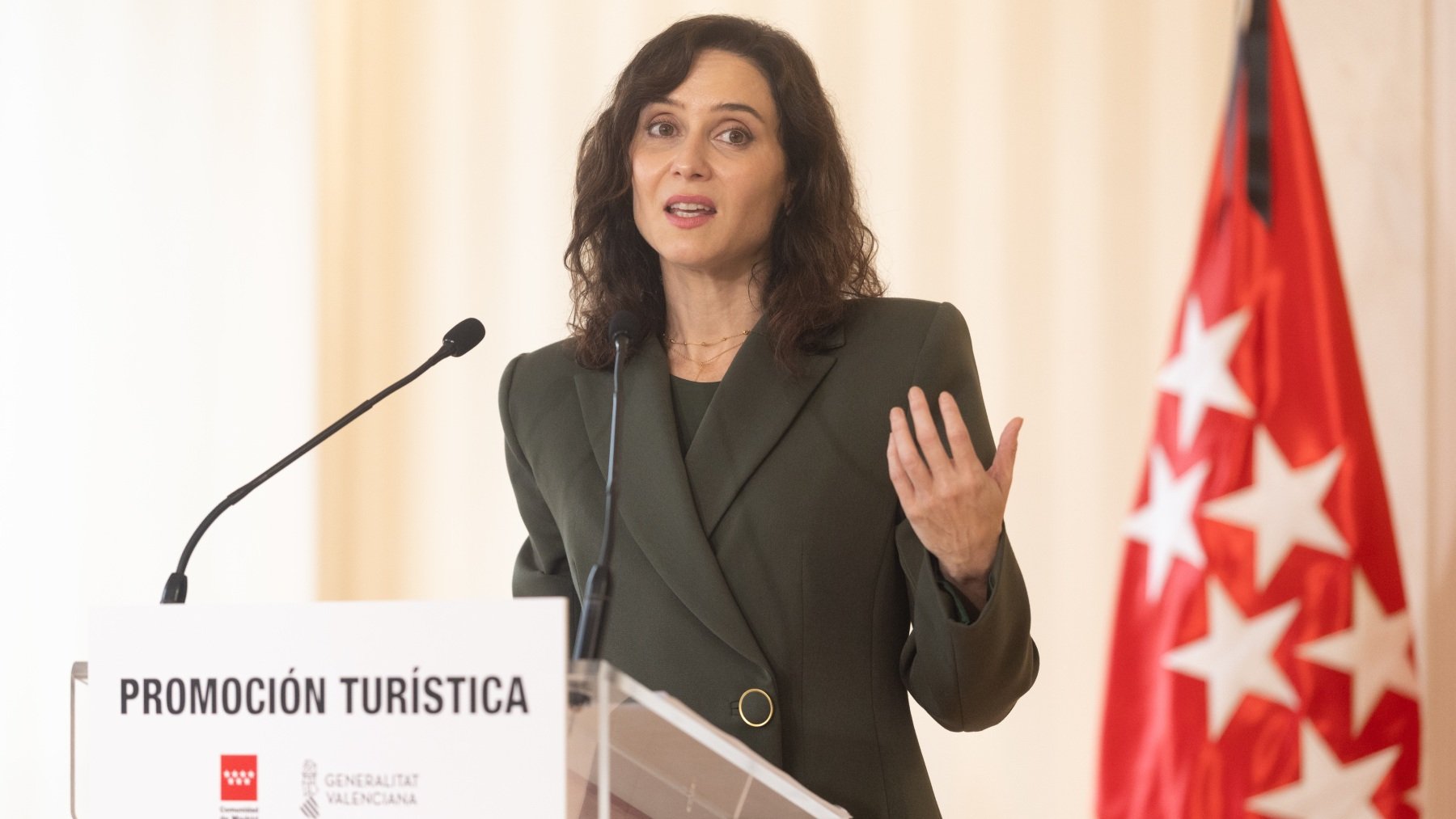 Ayuso acusa al Gobierno de intentar ganar tiempo para buscar culpables por los 43 muertos de Aldamuz