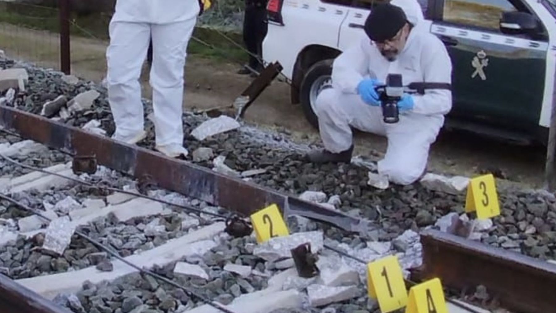 Tramo de la vía rota en Adamuz.