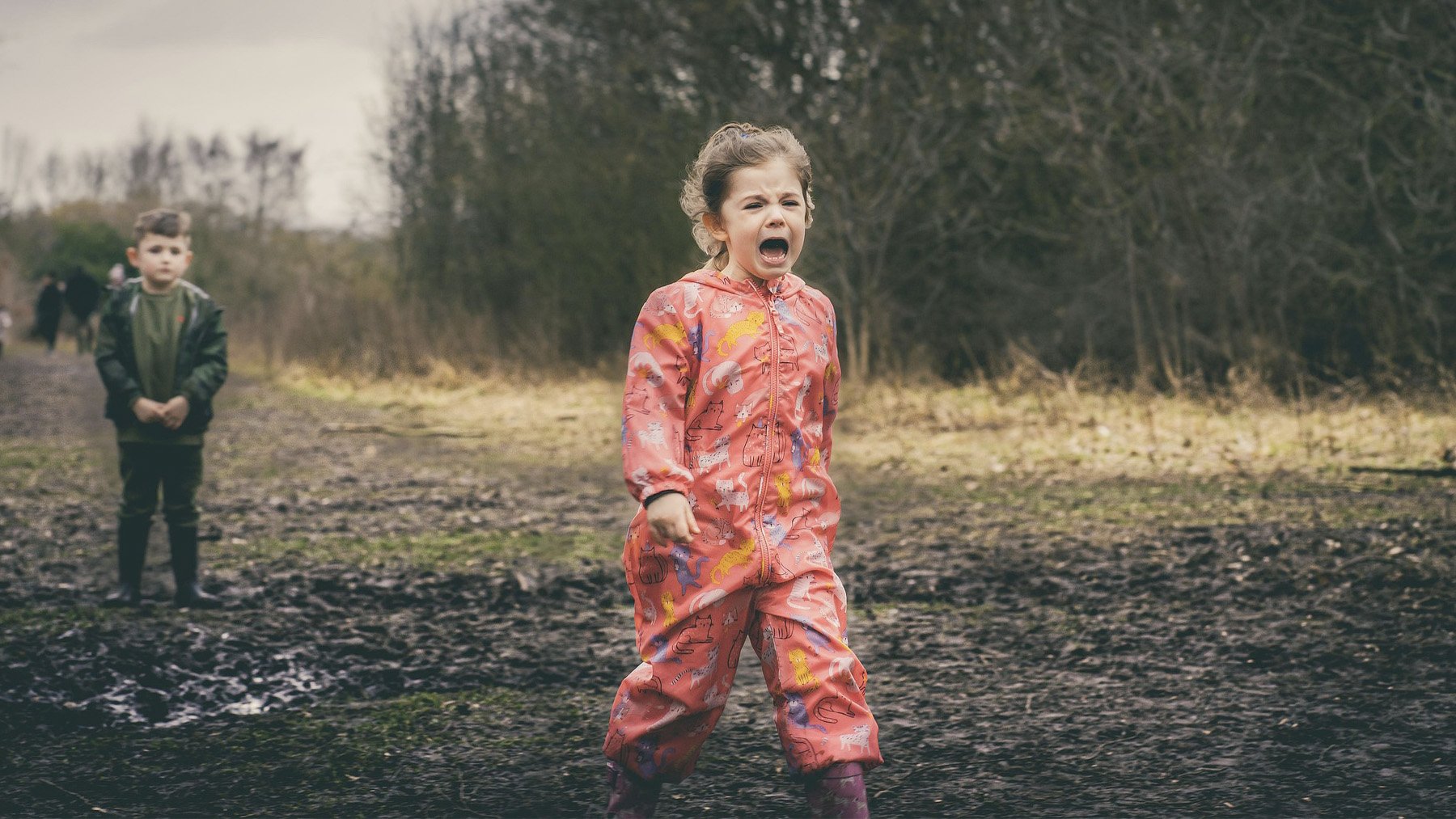 La frase de 4 palabras que puede calmar la rabieta de un niño en 15 segundos: pocos padres la dicen a tiempo