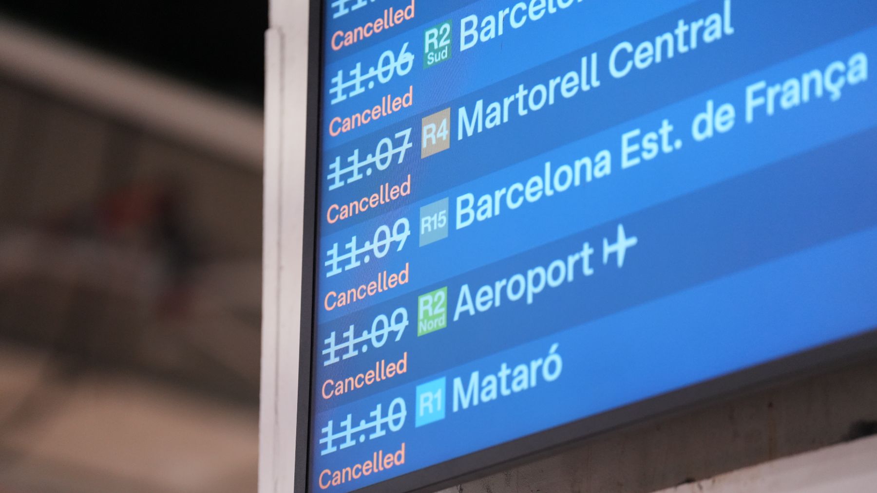 Rodalies vuelve a suspender su servicio en toda Cataluña tras una nueva incidencia en un centro de Adif