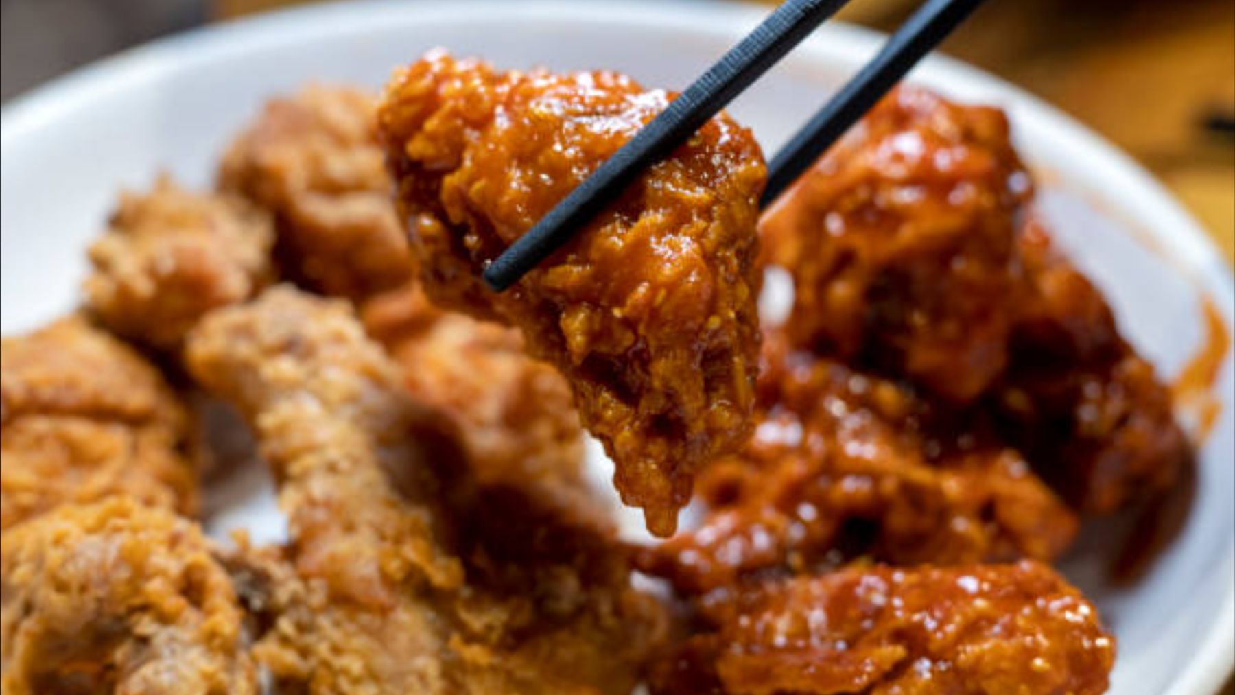 Cuesta menos de 3,50 € y es un auténtico manjar coreano: el plato preparado que está causando furor en Mercadona