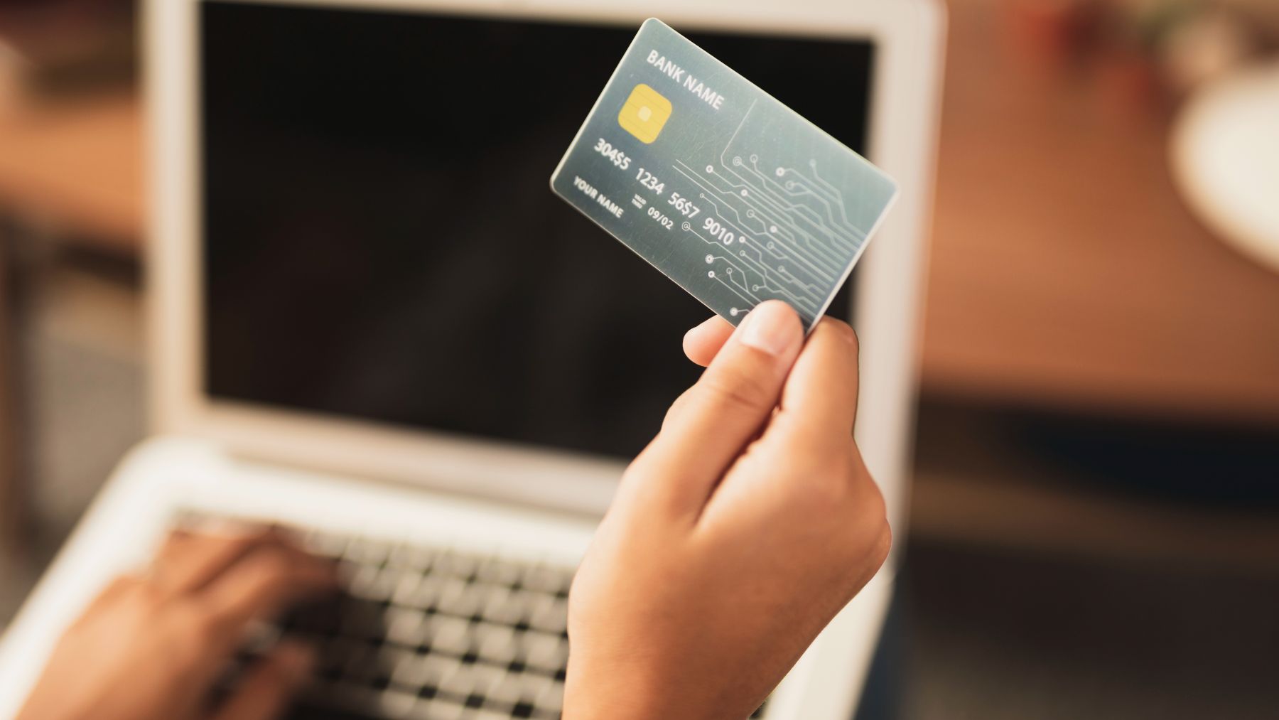 Cambio histórico: los bancos ya no podrán darte una tarjeta de crédito ni subirte el límite