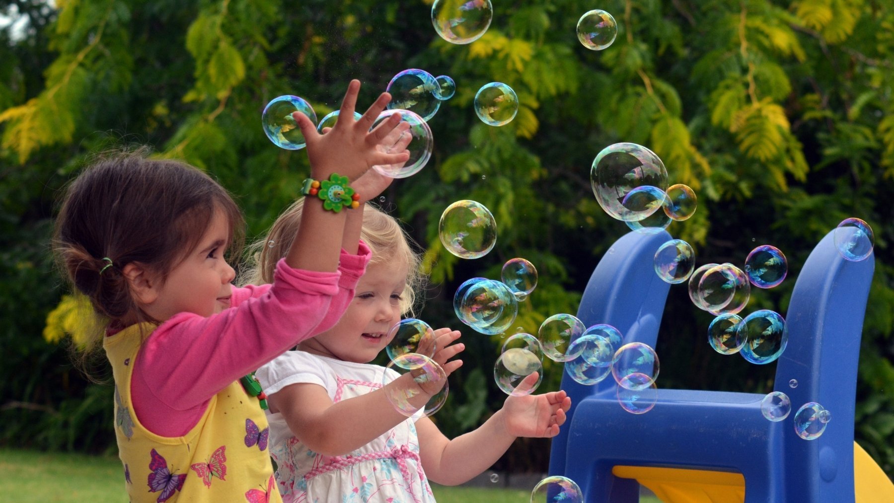 La psicología confirma que los nacidos entre 1960 y 1970 aprendieron 7 lecciones de vida que hoy no se enseñan