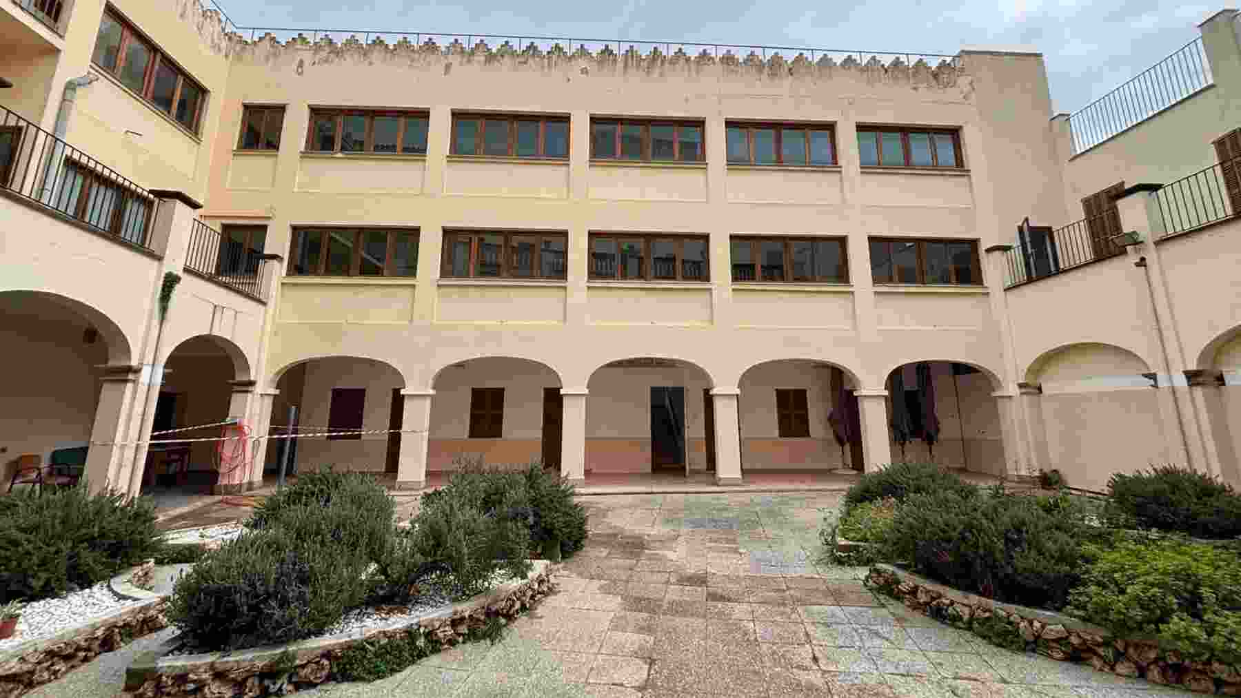 Mallorca transformará el centenario hospicio para pobres de Felanitx en pisos para mayores de 65 años
