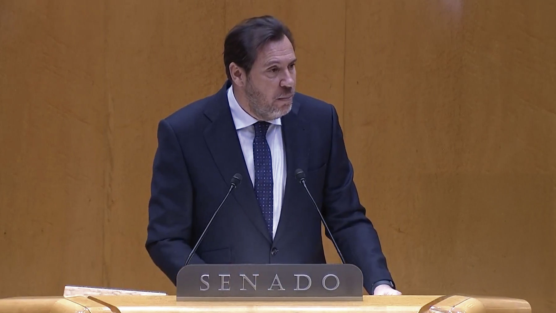 Puente no sabe cómo salir del lío: La renovación integral de una vía no significa levantarla entera