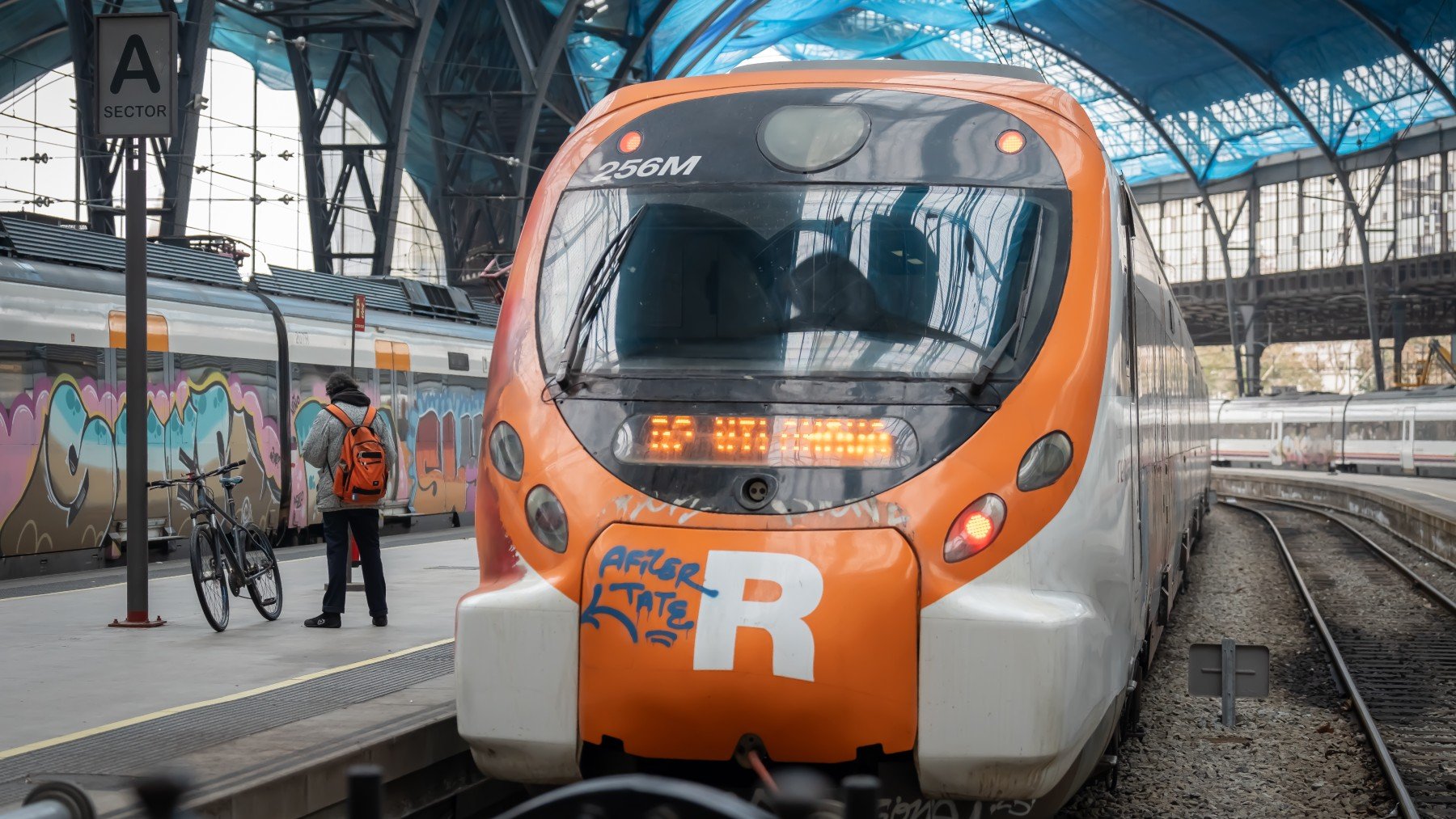 Suspendida la circulación de trenes de Rodalies en Lérida por riesgo de desprendimiento