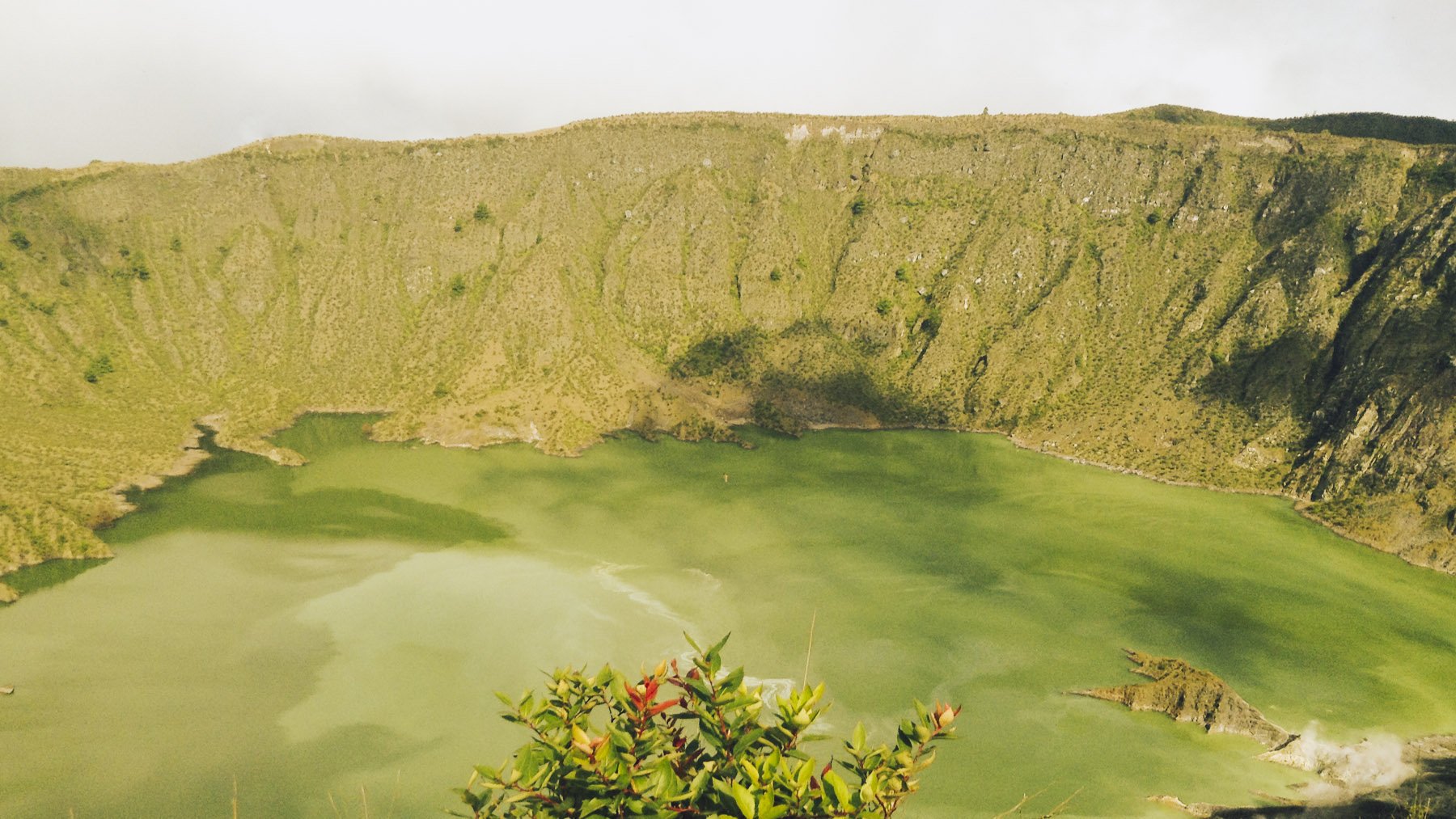 En 1982 su erupción causó 1900 muertes: hoy podría estar despertando y los vulcanólogos piden no acercarse