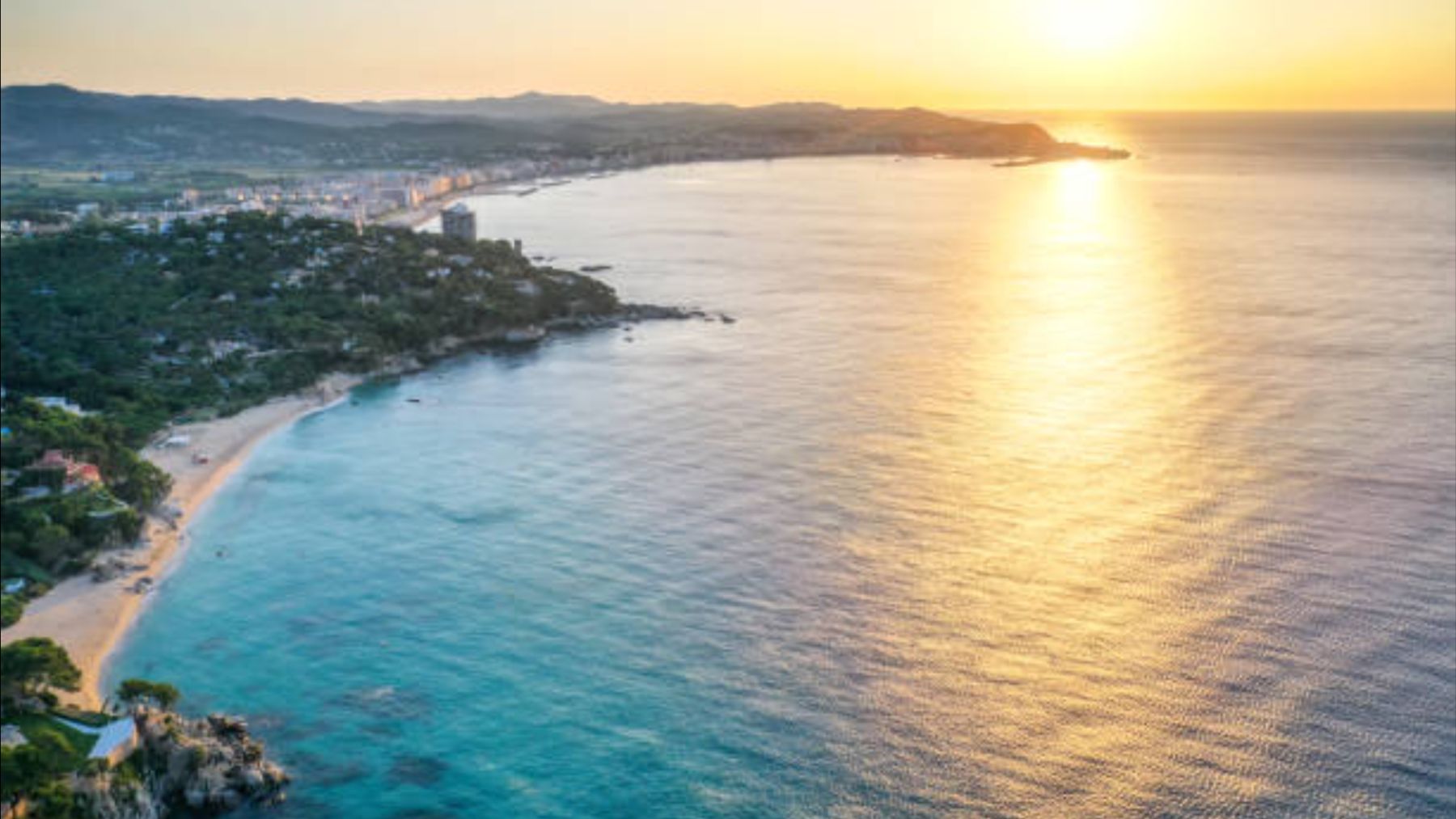 Éste es el pueblo a 1 hora de Barcelona con las mejores calas: perfecto para pasar un fin de semana tranquilo