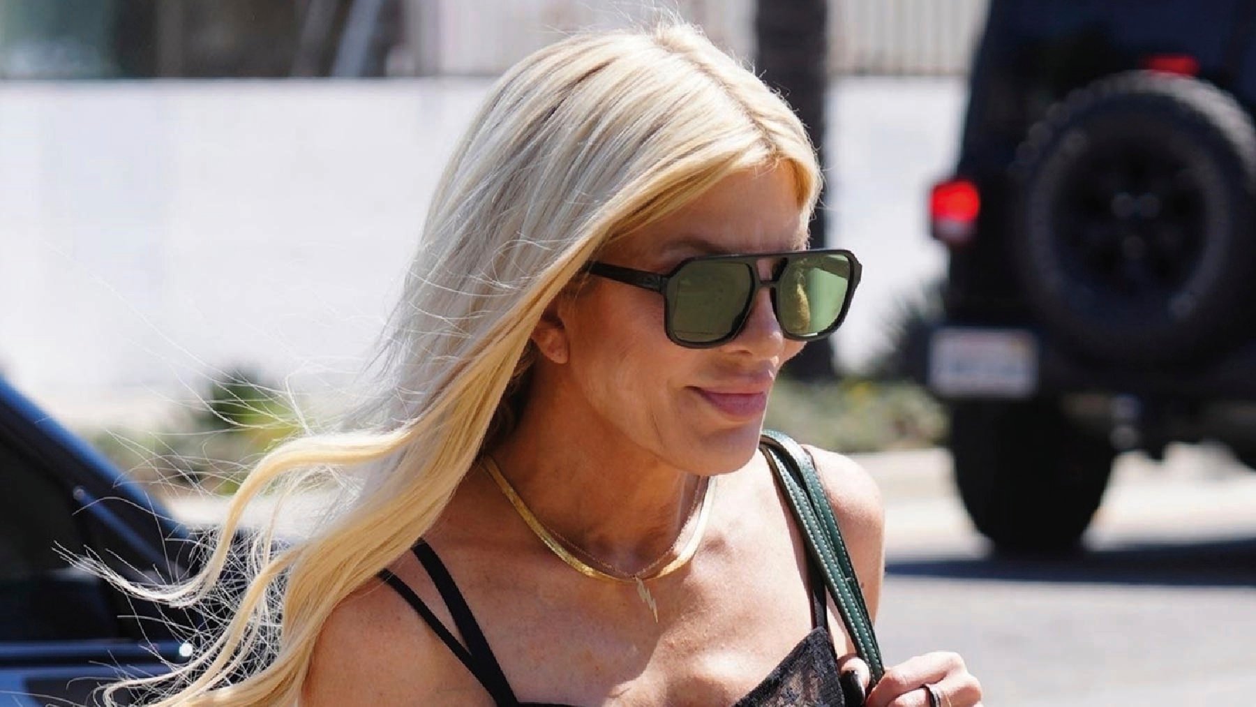 Tori Spelling (Sensación de vivir) revela la verdadera razón por la que lleva años sin beber agua