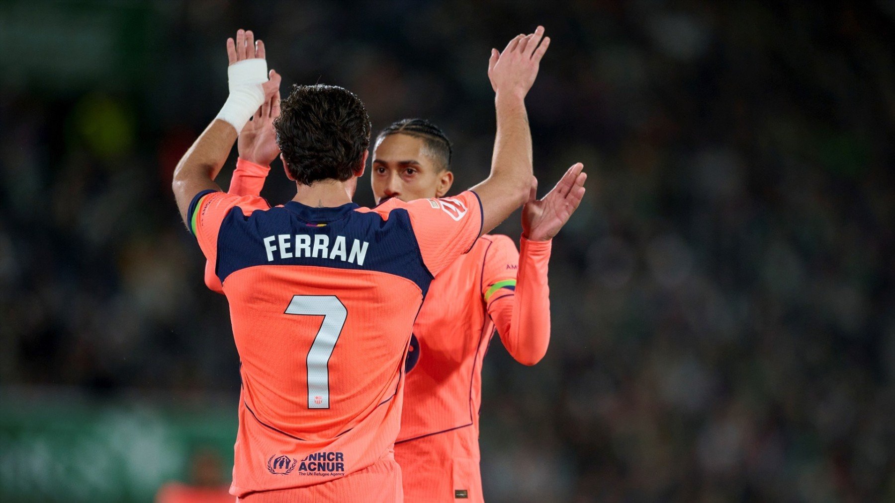 Así está la clasificación de la Liga tras la victoria del Barcelona al Elche: presión para el Real Madrid