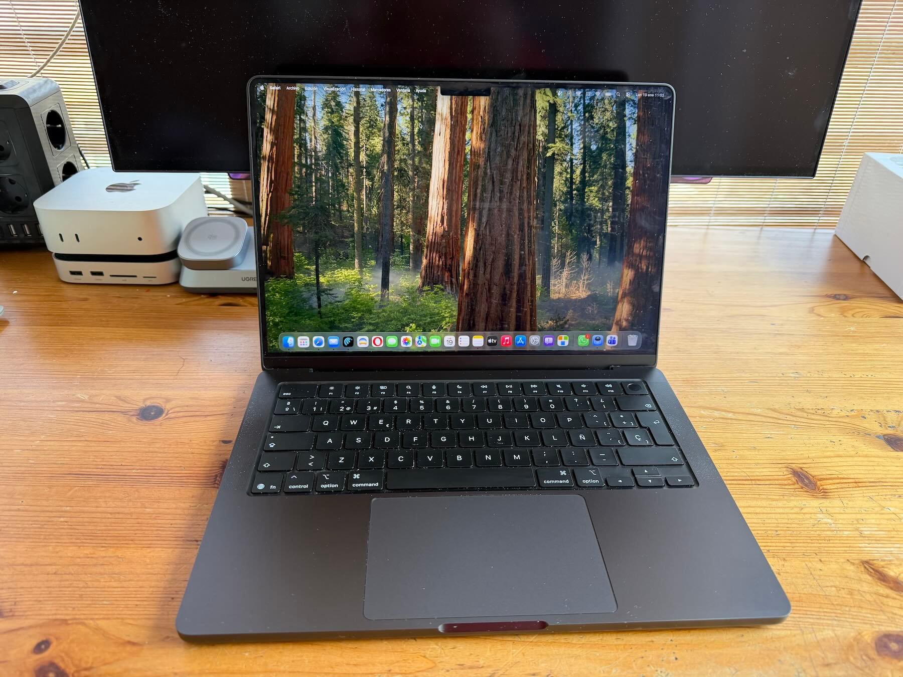 MacBook Pro M5