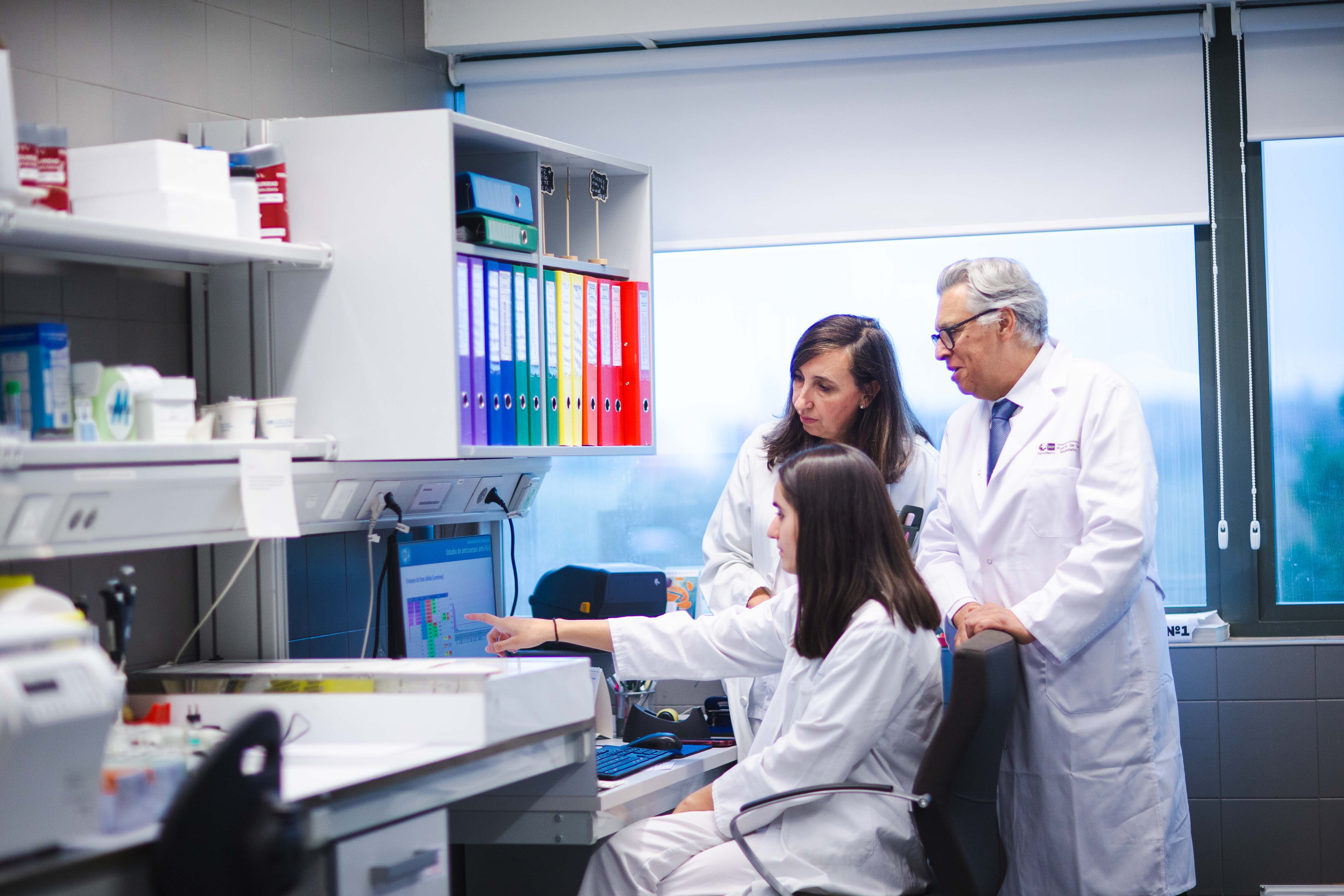 Equipo del Dr. Carbone beneficiario Ayudas Investigación Médica Fundación Mutua 2025.