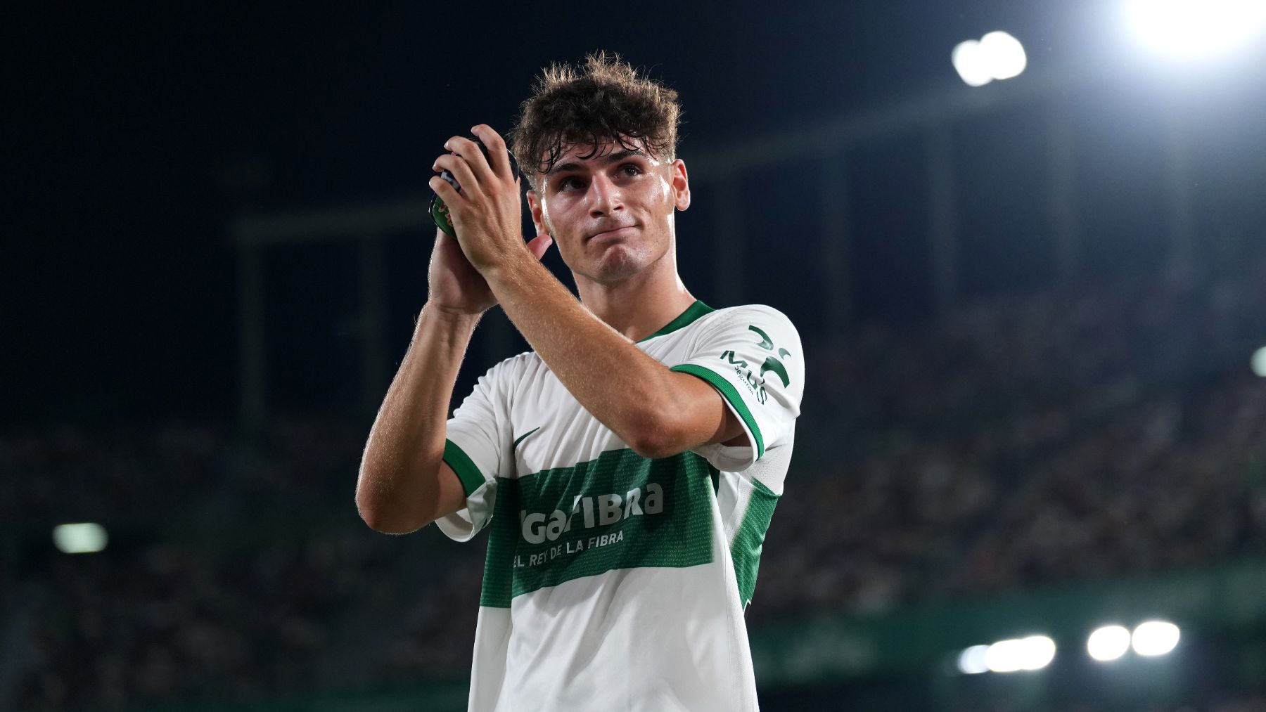 Cierre del mercado de fichajes de invierno en directo: última hora de inscripciones, rumores y posibles traspasos en vivo