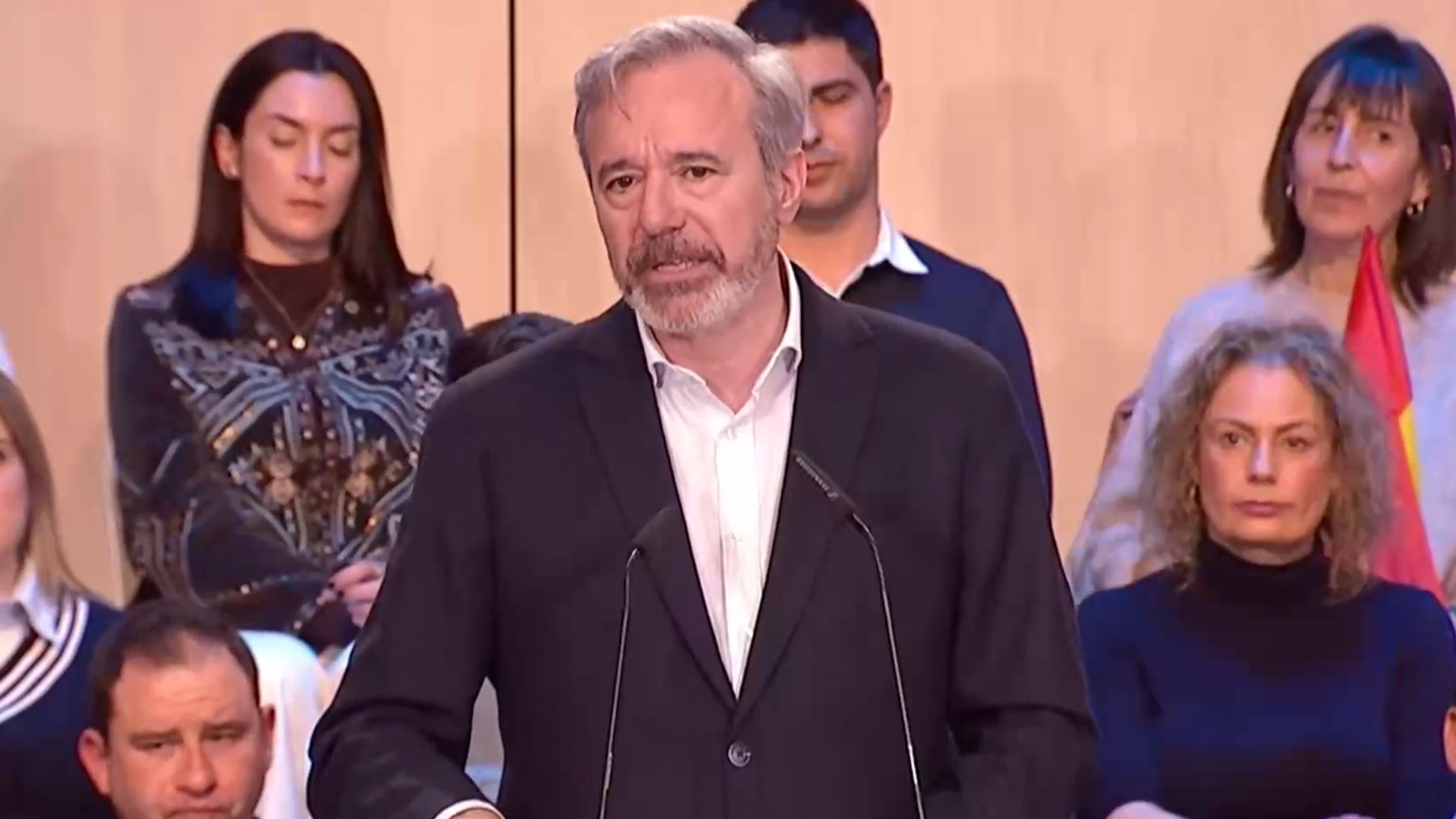 Azcón pide a Feijóo un nuevo Parador en Teruel para olvidar las fiestas de los socialistas indecentes