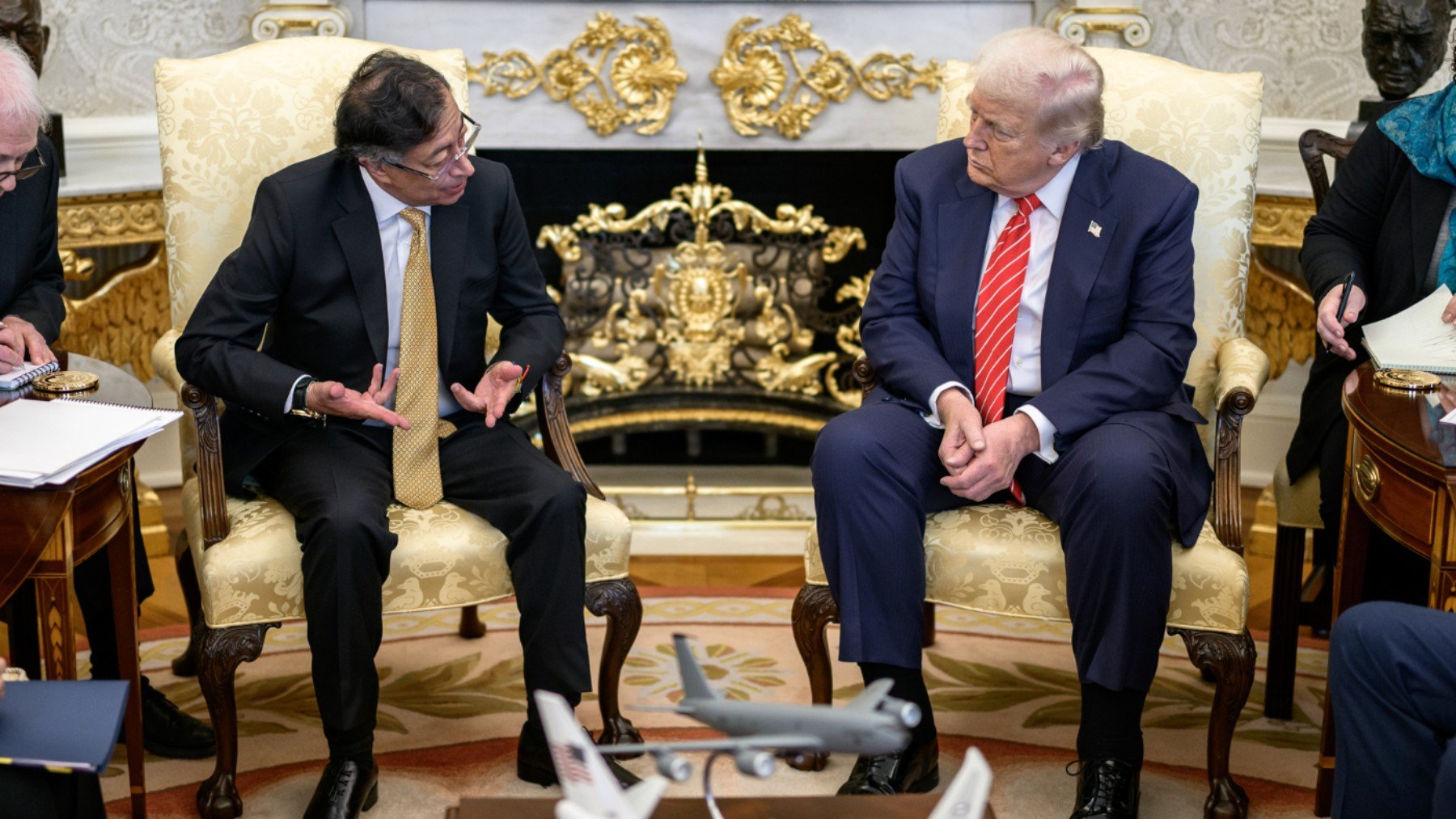 Trump toma el control en la lucha antidroga en Colombia: Petro me ha pedido ayuda contra los terroristas