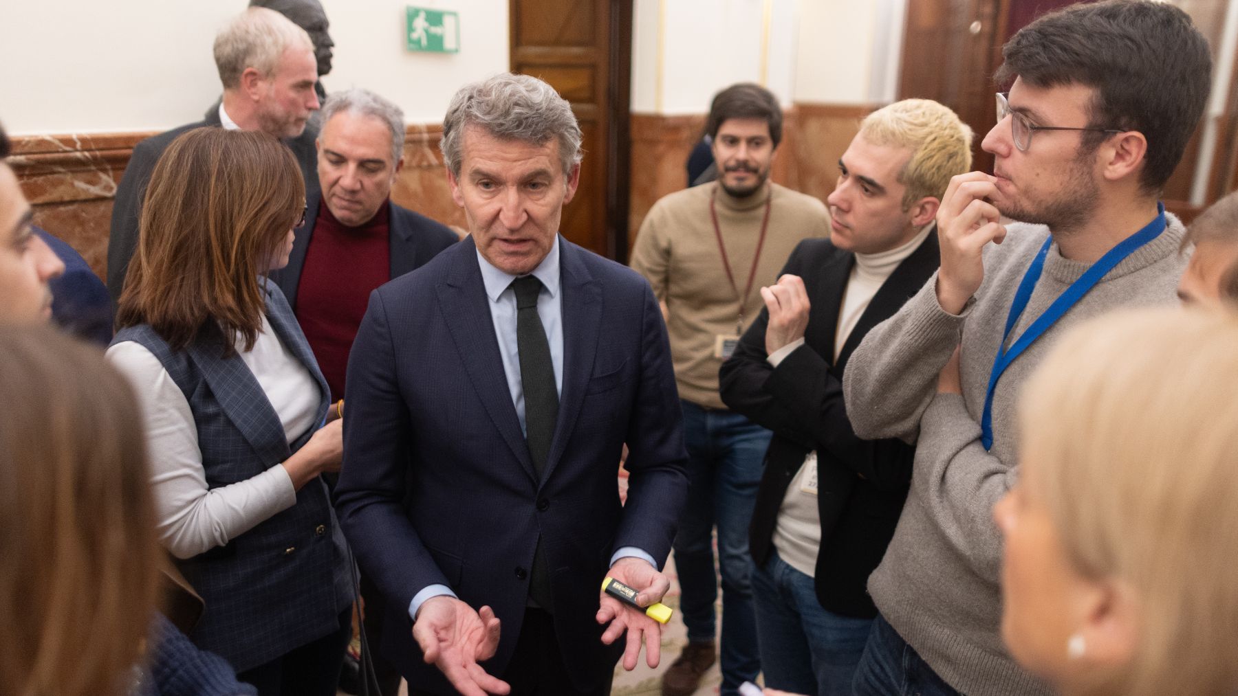 Sánchez plagia a Feijóo: el PP propuso el año pasado prohibir las redes sociales a los menores de 16 años