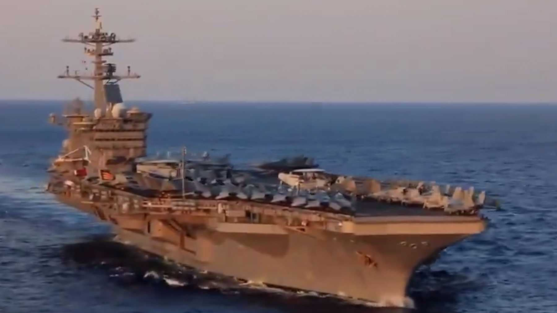 EEUU derriba un dron iraní que se dirigía al portaviones Abraham Lincoln en plena tensión con Teherán