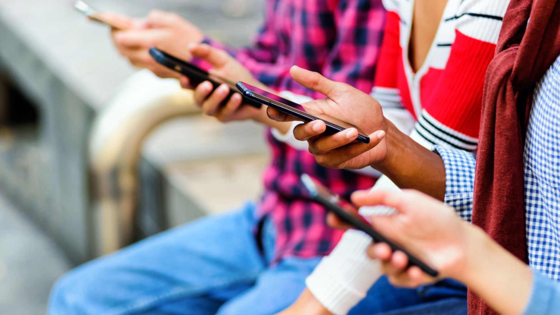 ¿Influyen las redes sociales en el desarrollo del adolescente?: los psicólogos alertan sobre dos aspectos