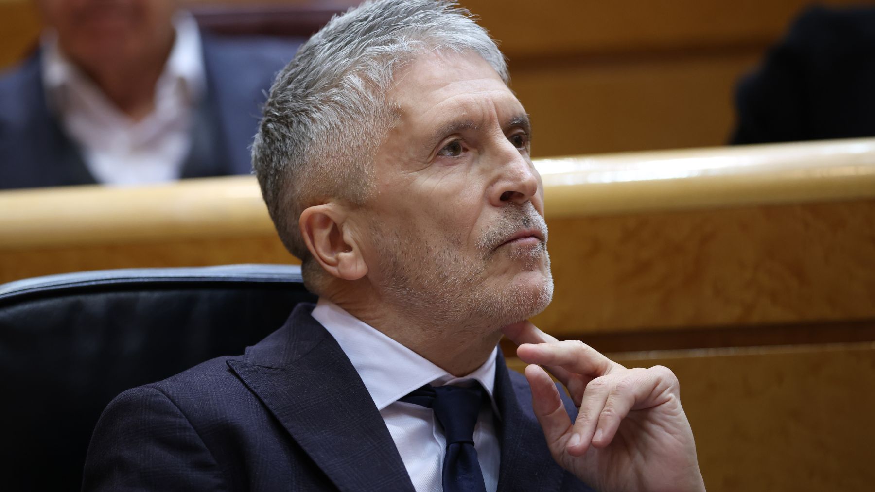 Marlaska desaloja a 8 familias de guardias civiles con bebés en Torrelaguna sin darles una alternativa