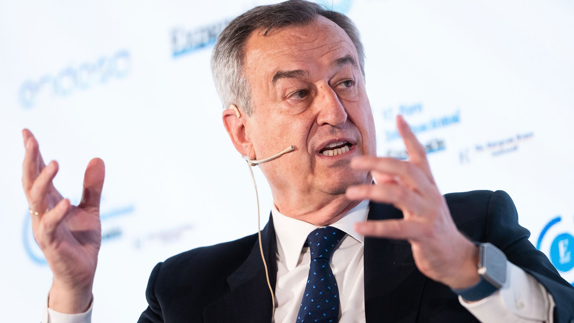 González-Bueno no esperaba su salida de Sabadell: Oliu refuerza su poder al frente del banco