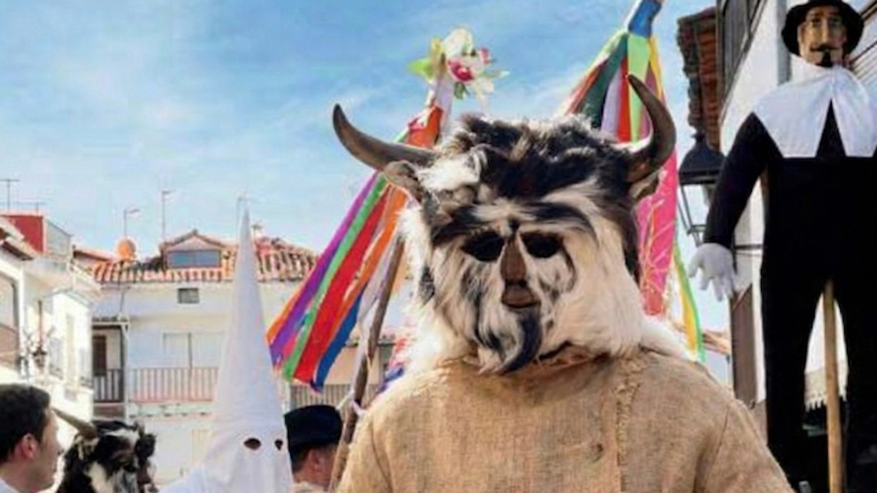 El espectacular rito de Carnaval que celebran en un pueblo de Ávila y está declarado Bien de Interés Cultural