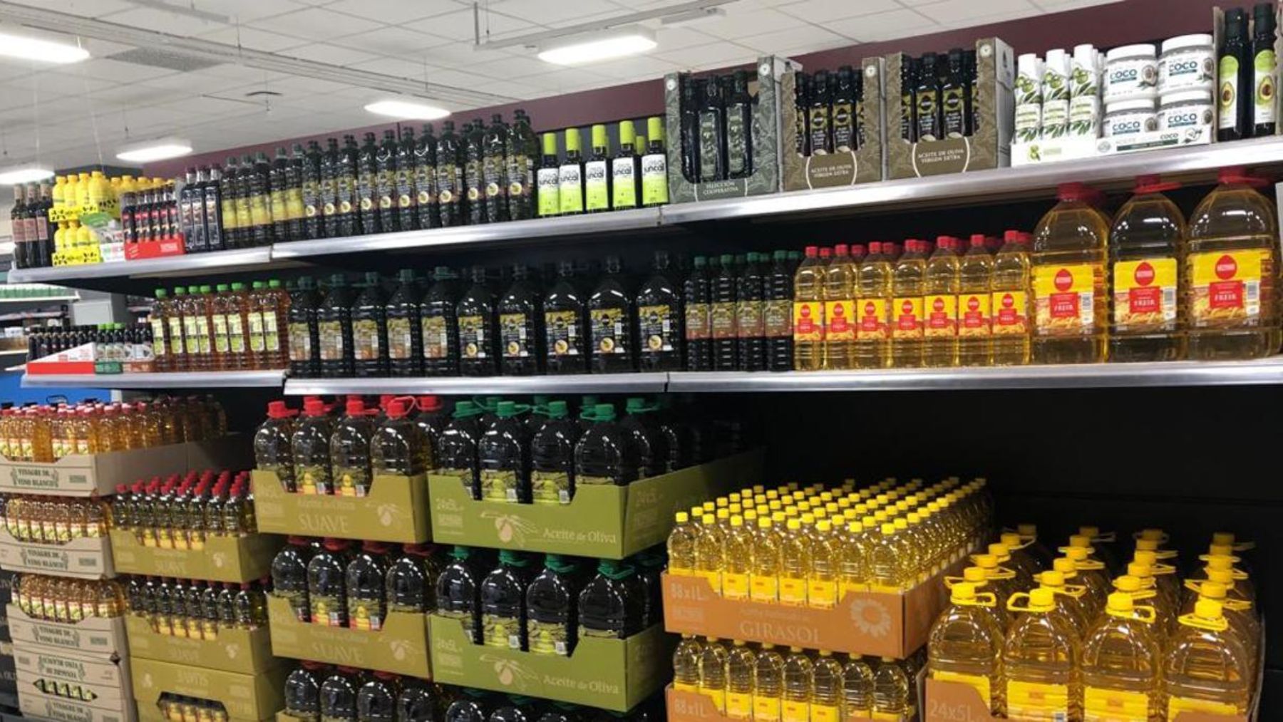 Se descubre el origen del aceite de Mercadona: va a comprar miles de litros