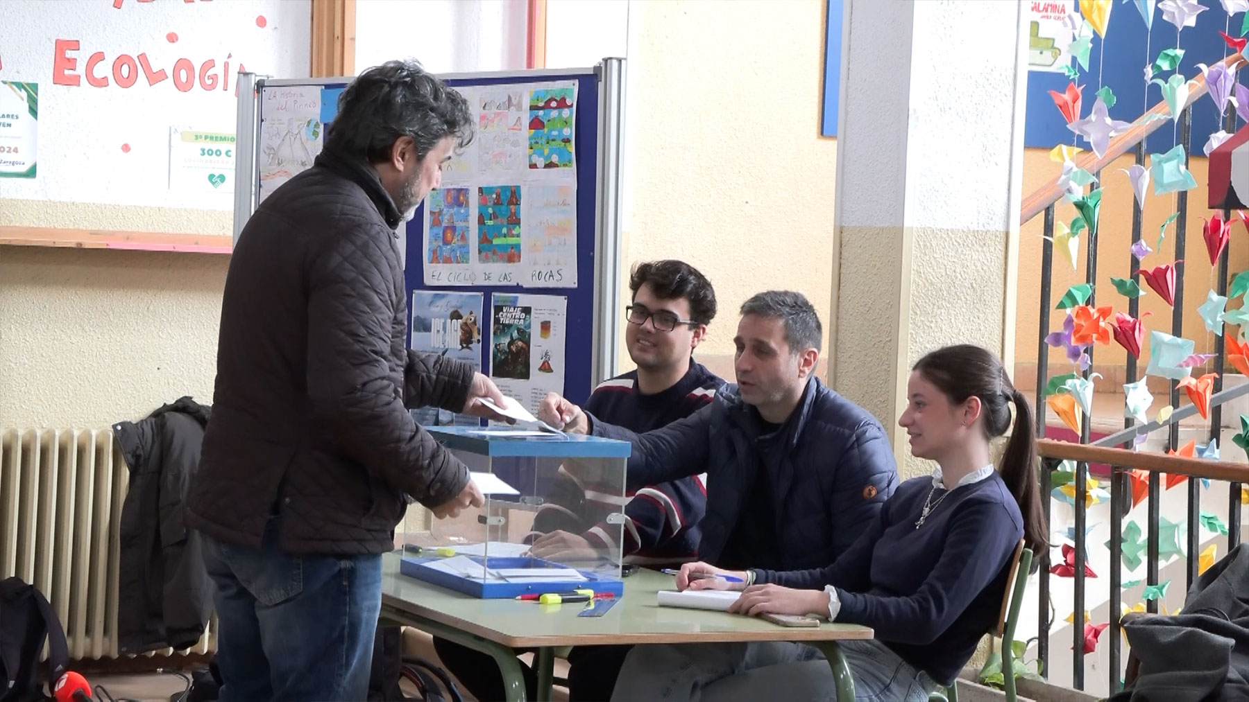 El 10,81% de los aragoneses ya ha votado, según el primer avance oficial de las 11.00 de la mañana